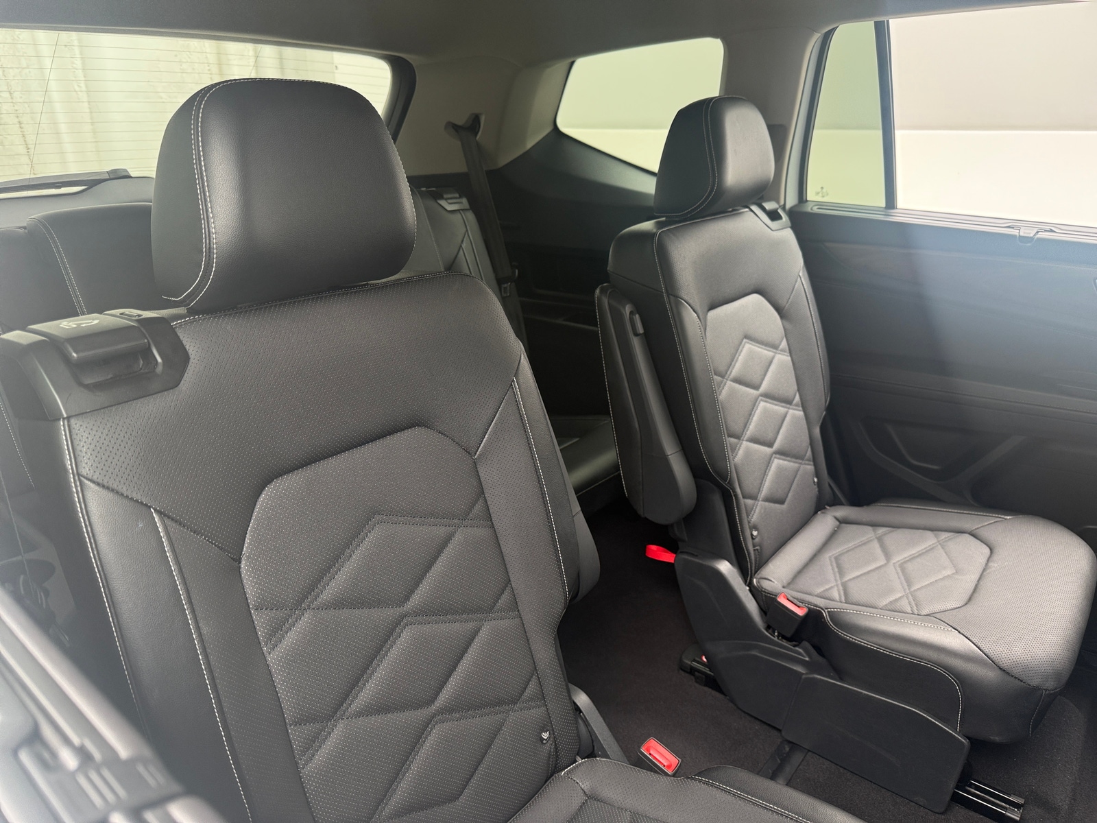 Thumbnail: 2024 Volkswagen Atlas - 5