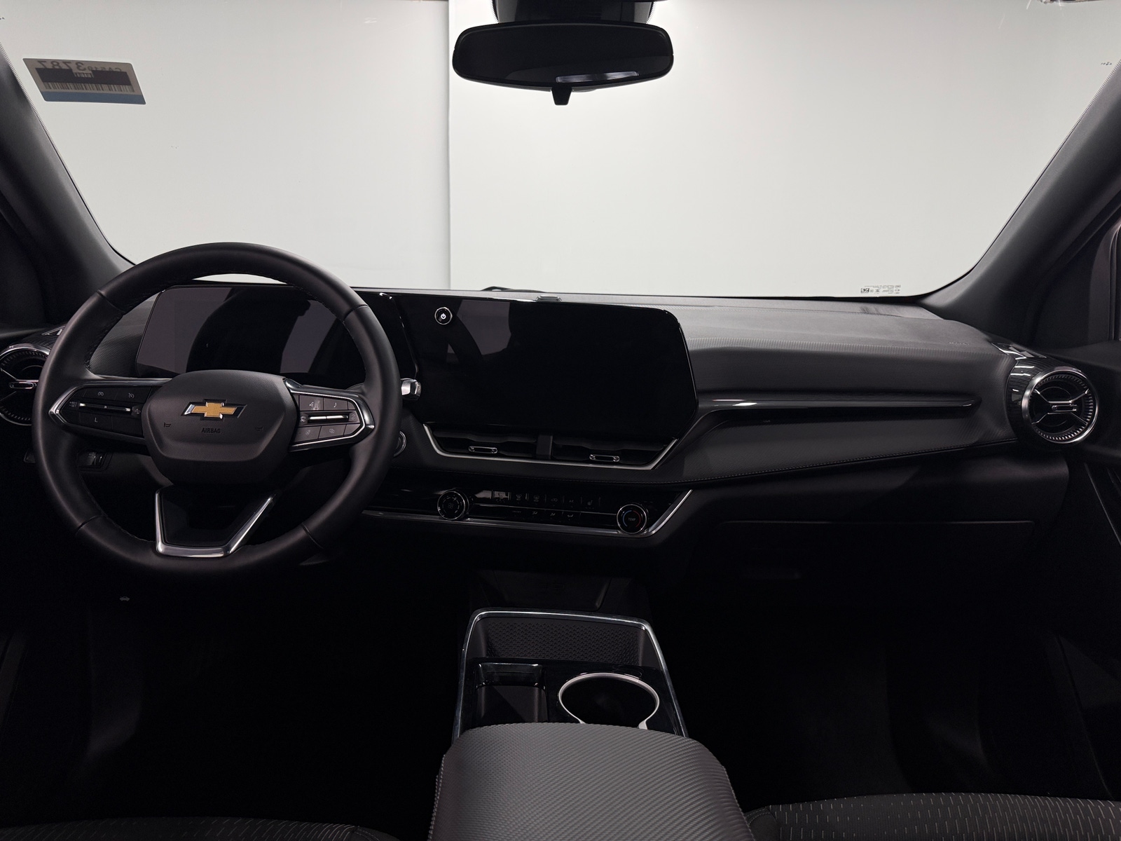 Thumbnail: 2025 Chevrolet Equinox - 3