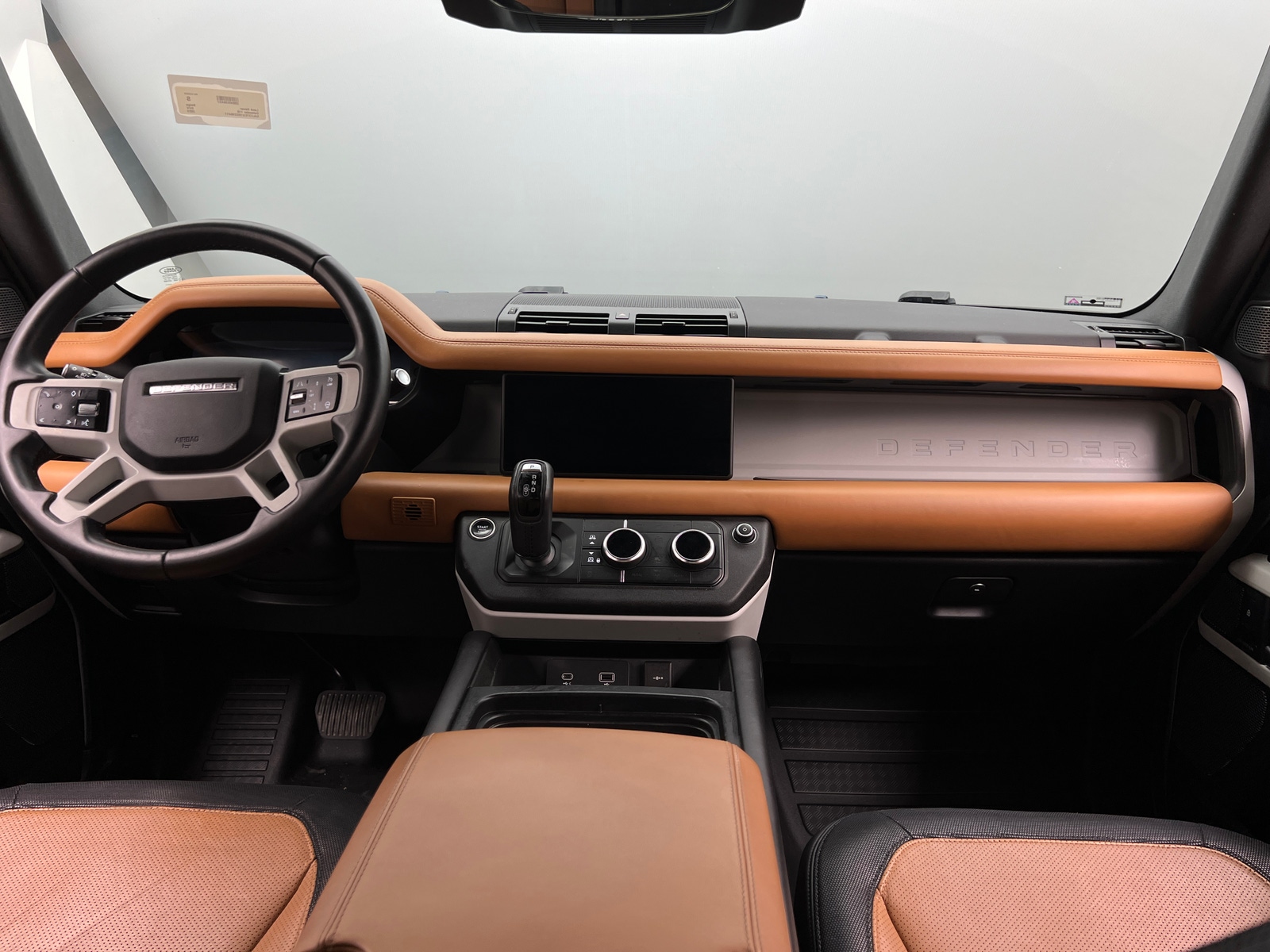 Thumbnail: 2024 Land Rover Defender - 2