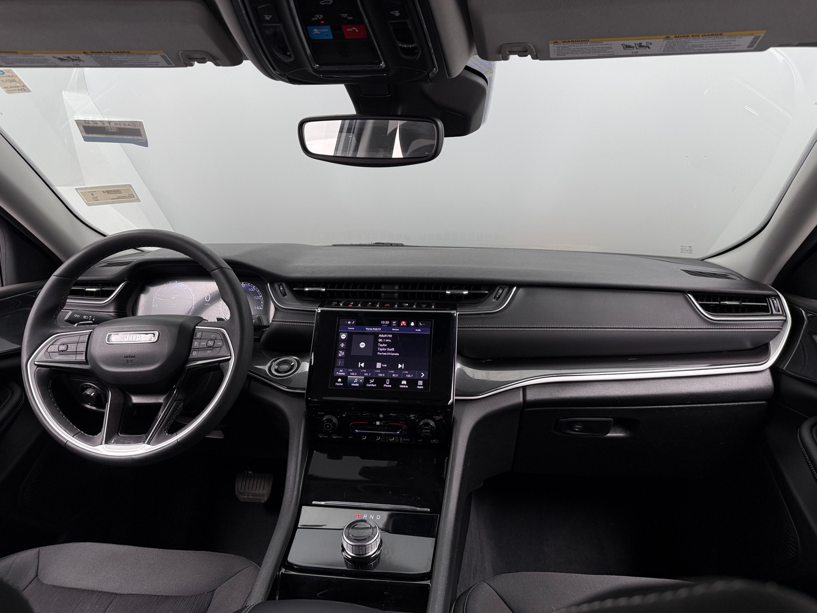 Thumbnail: 2023 Jeep Grand Cherokee - 3