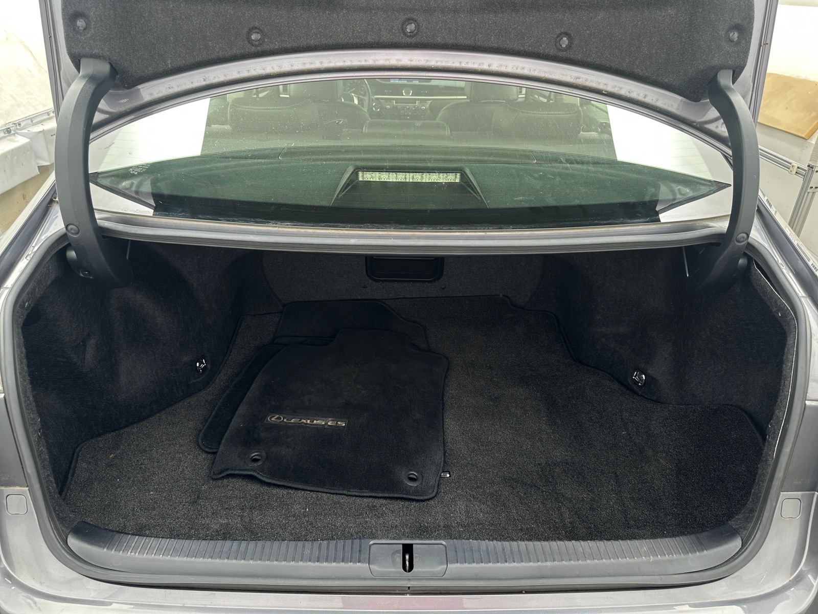 Thumbnail: 2014 Lexus ES - 6