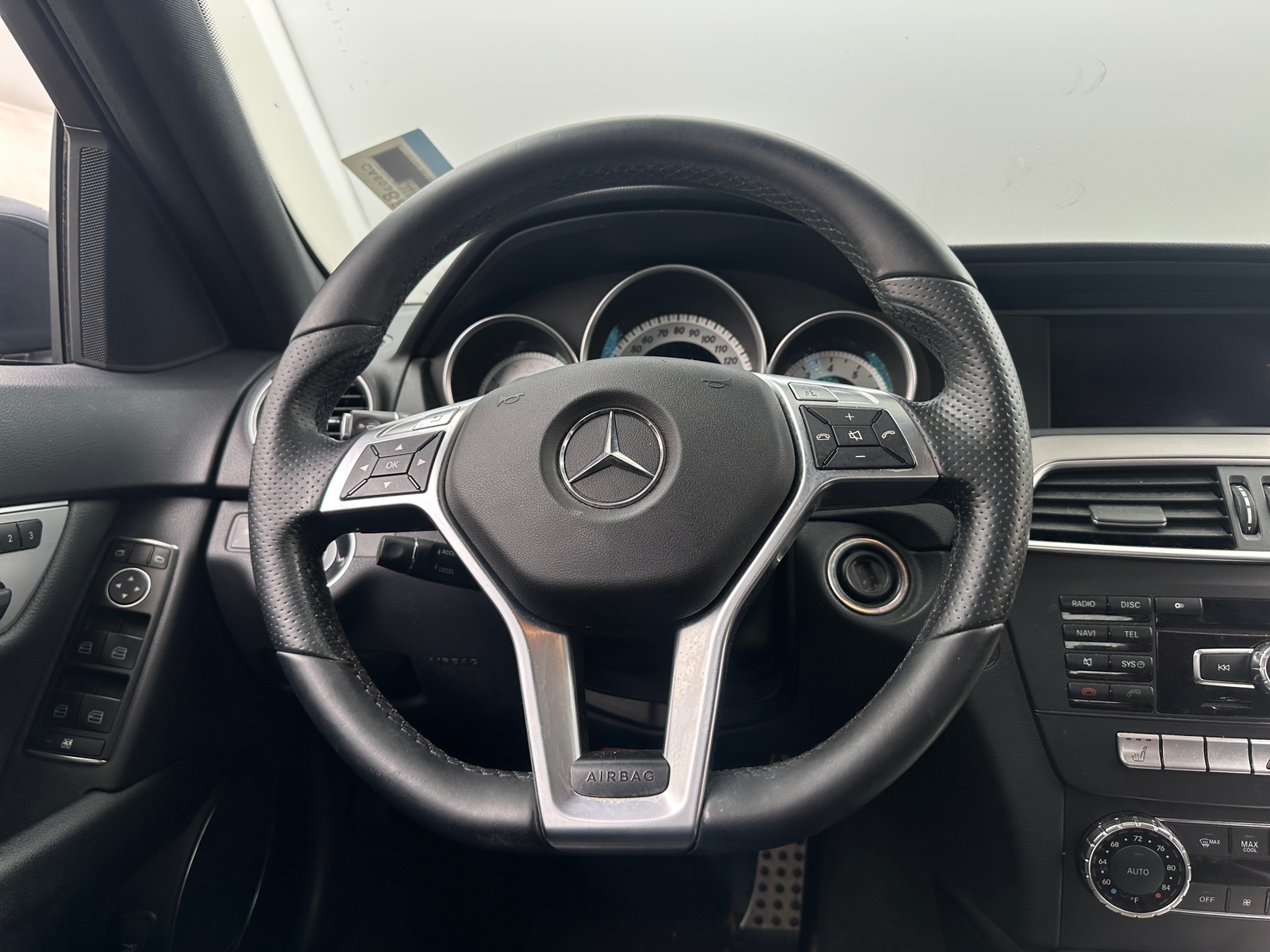 Thumbnail: 2014 Mercedes-Benz C-Class - 4