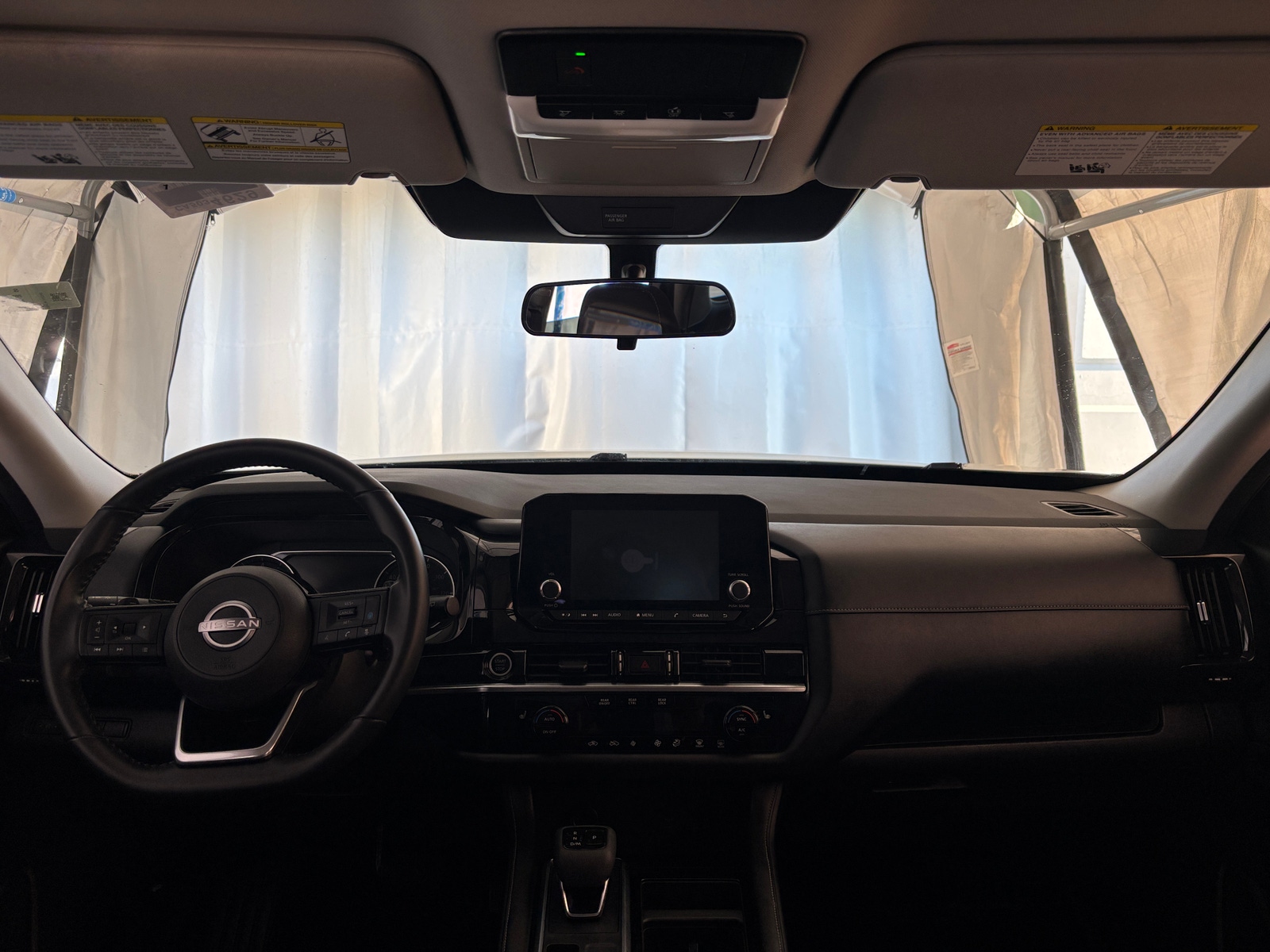 Thumbnail: 2022 Nissan Pathfinder - 3