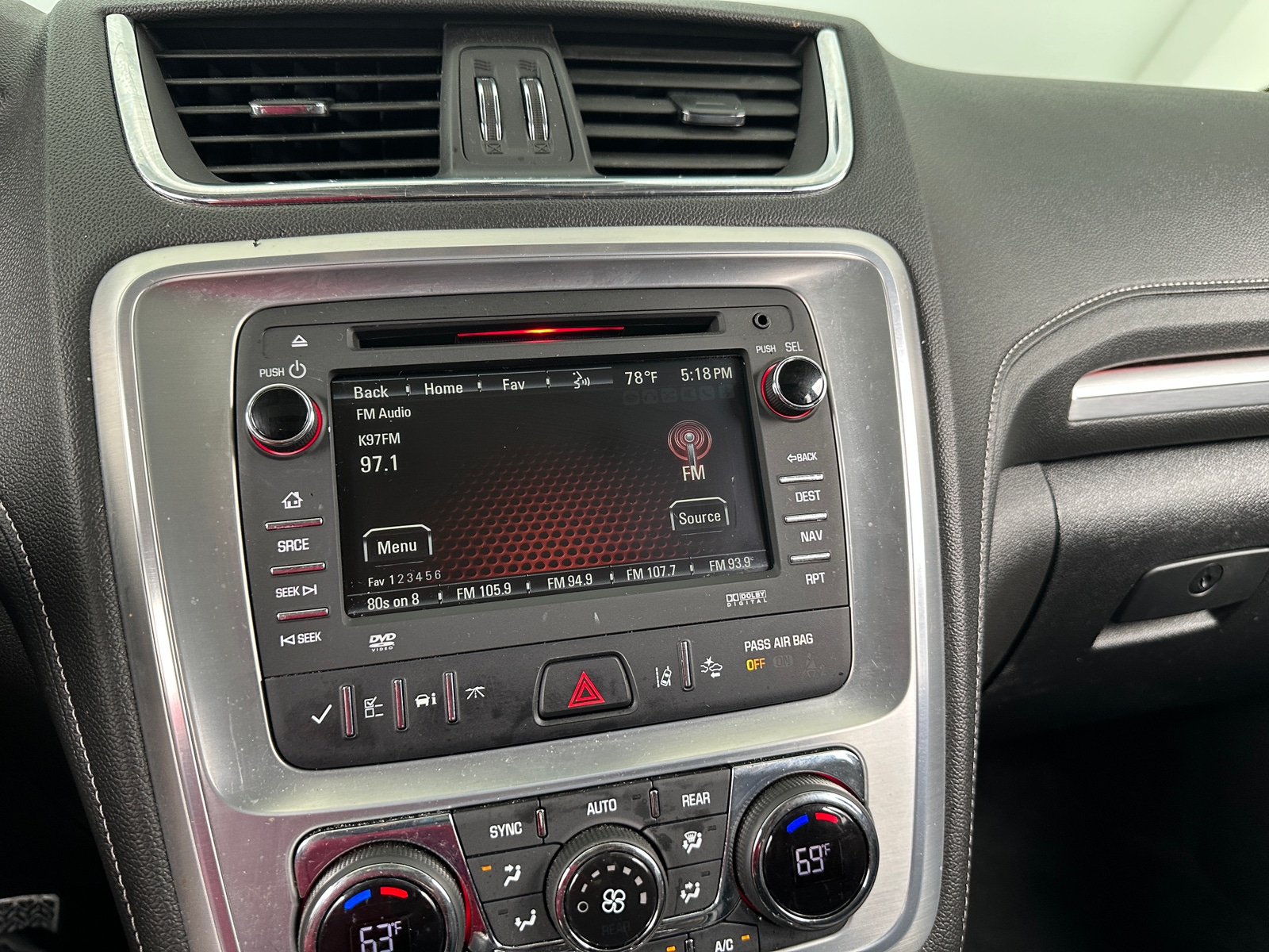 Thumbnail: 2017 GMC Acadia - 3