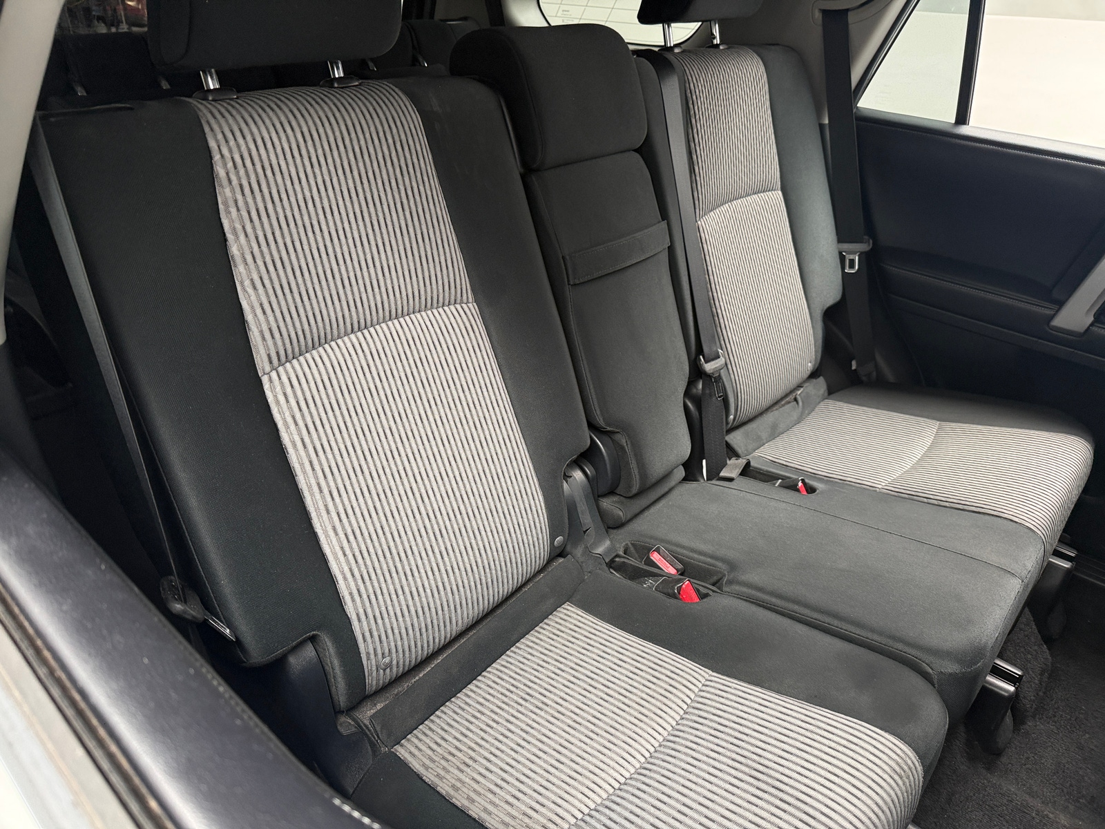 Thumbnail: 2016 Toyota 4Runner - 6