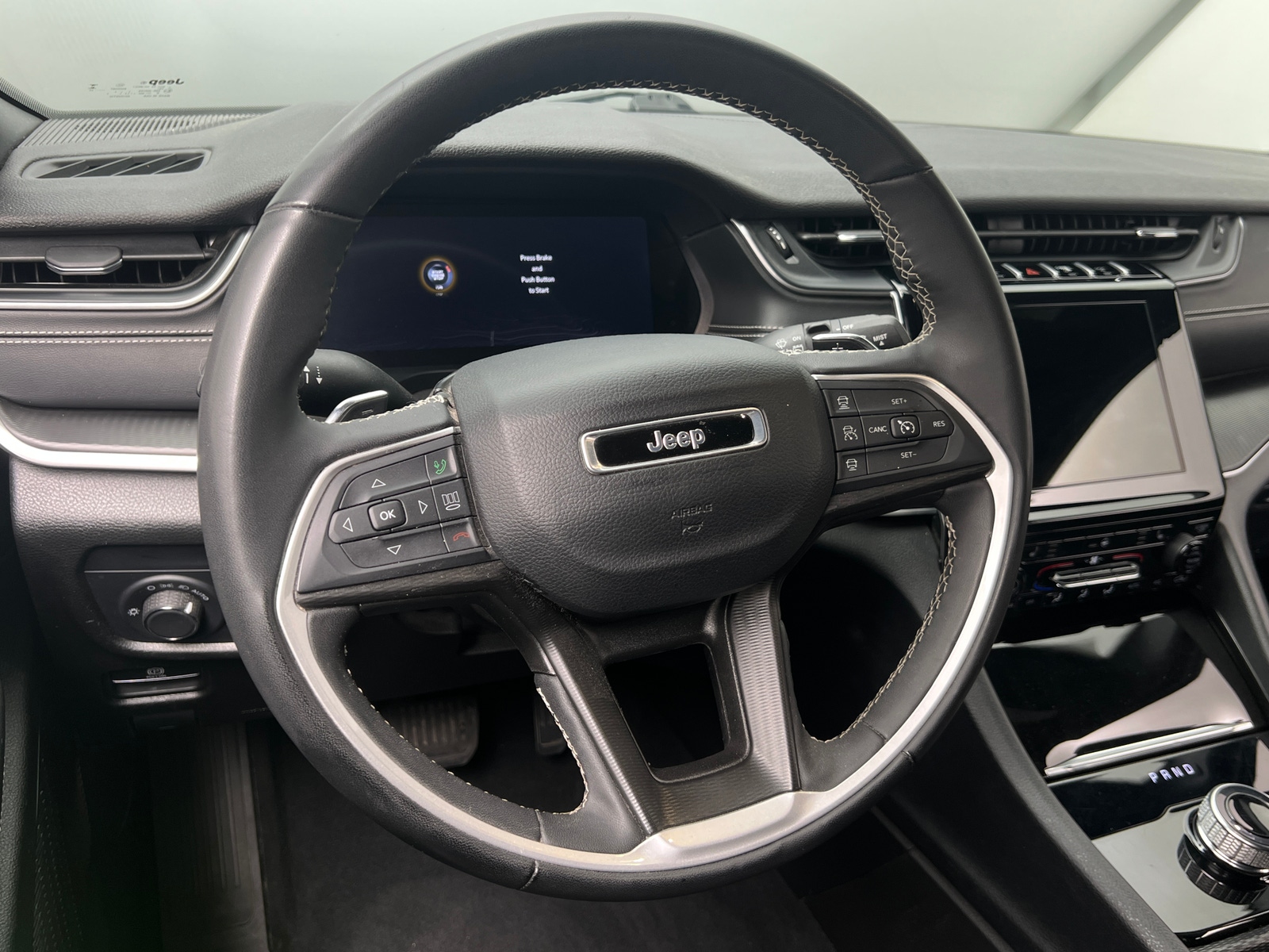 Thumbnail: 2024 Jeep Grand Cherokee - 4