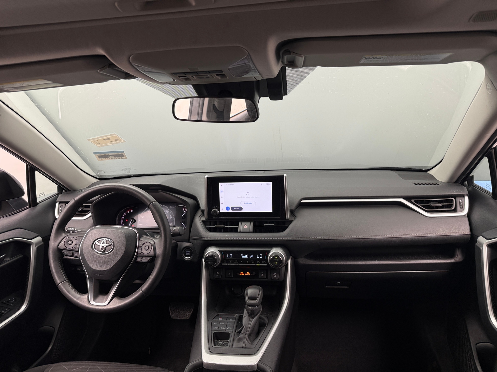 Thumbnail: 2024 Toyota RAV4 - 3