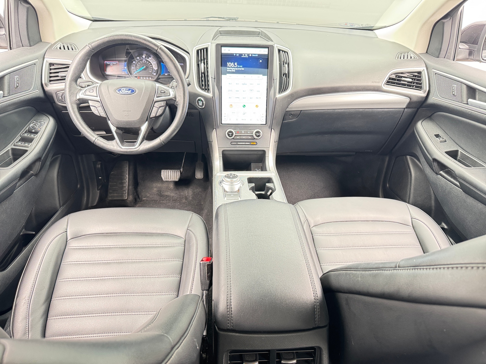 Thumbnail: 2021 Ford Edge - 2