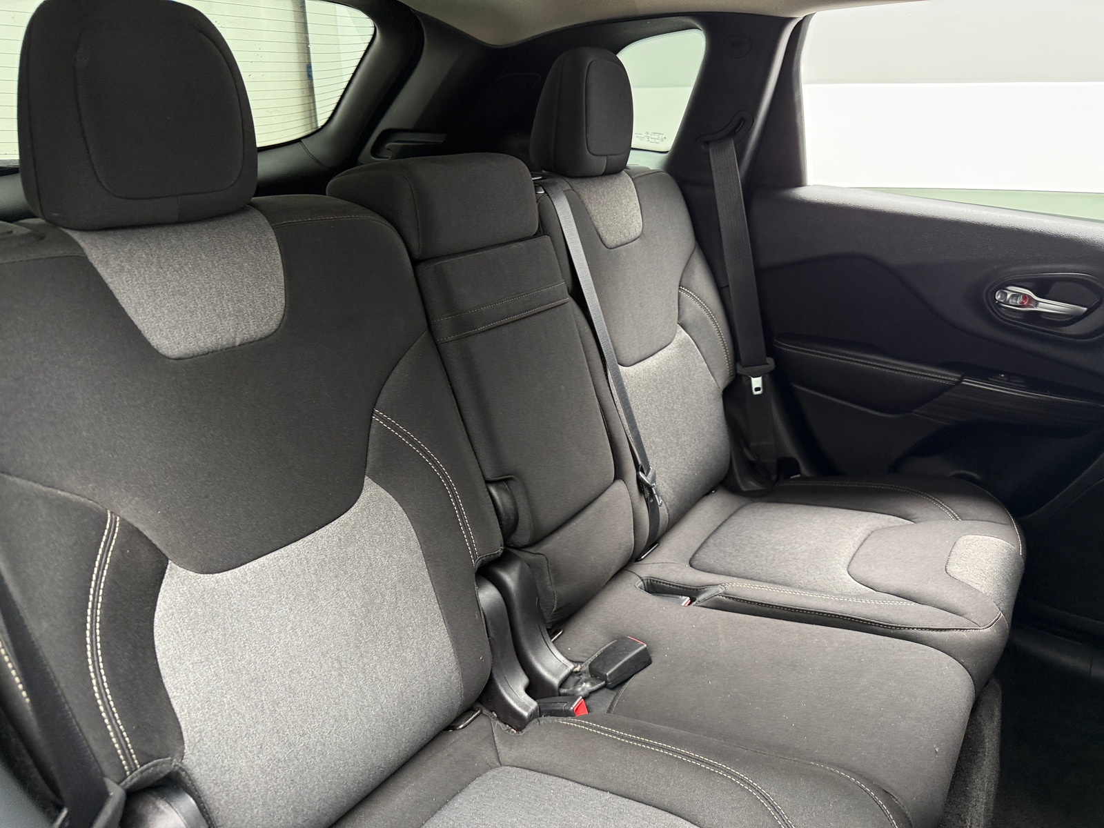 Thumbnail: 2014 Jeep Cherokee - 6