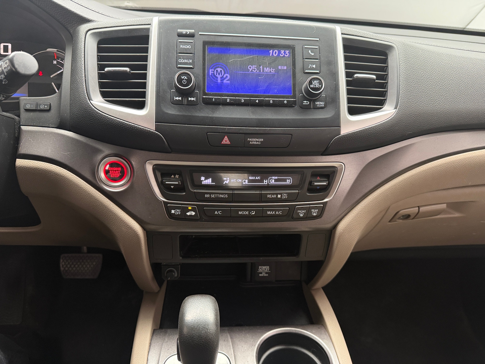 Thumbnail: 2016 Honda Pilot - 4