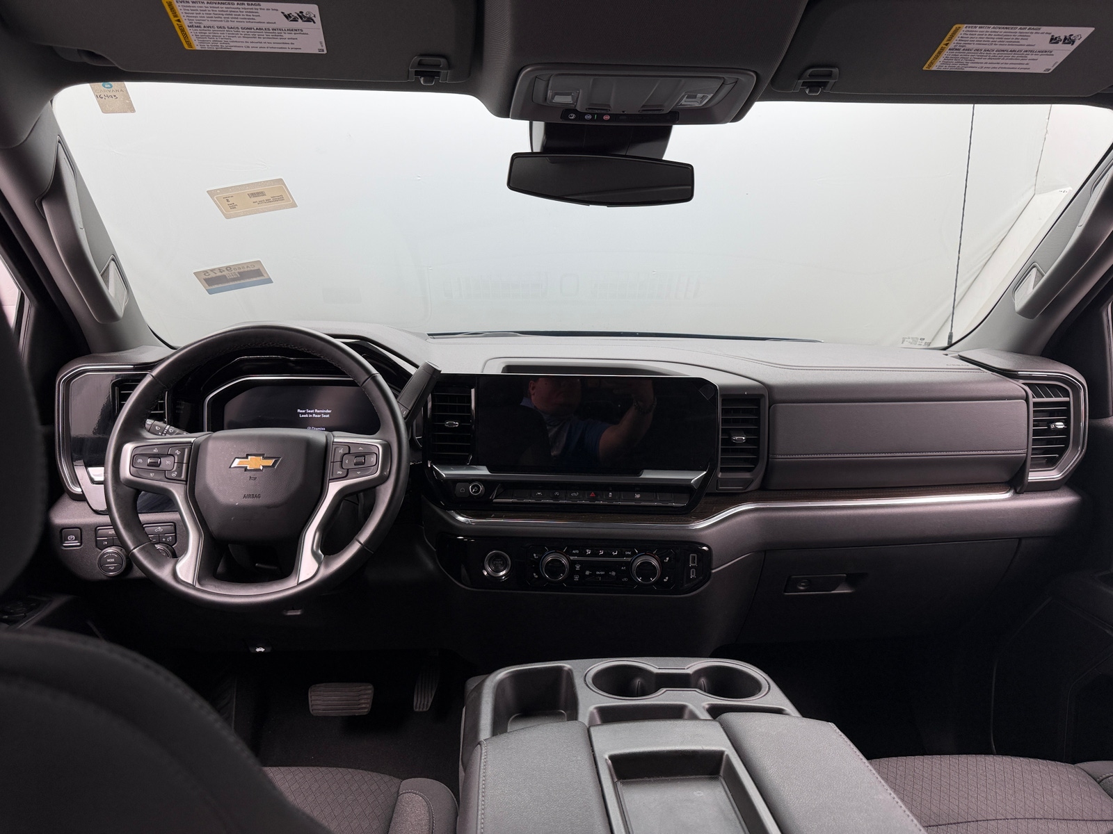 Thumbnail: 2024 Chevrolet Silverado 1500 - 3