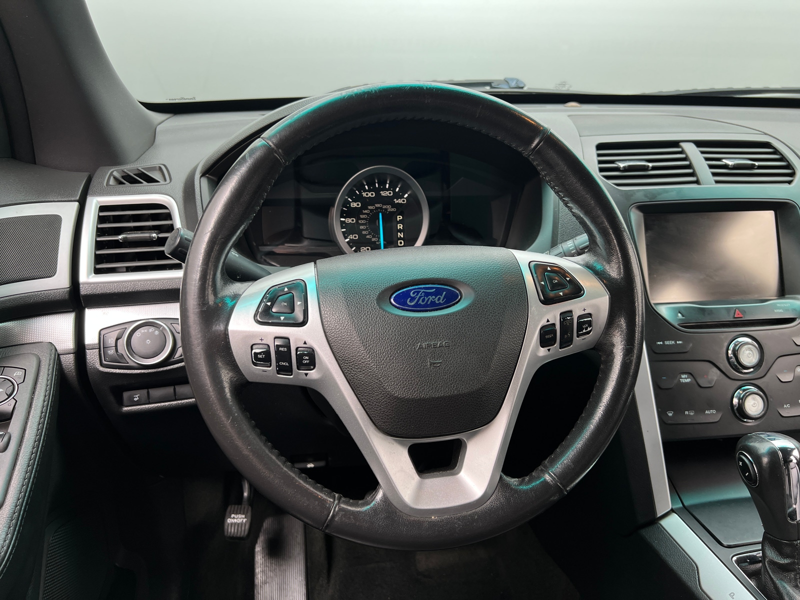 Thumbnail: 2014 Ford Explorer - 5