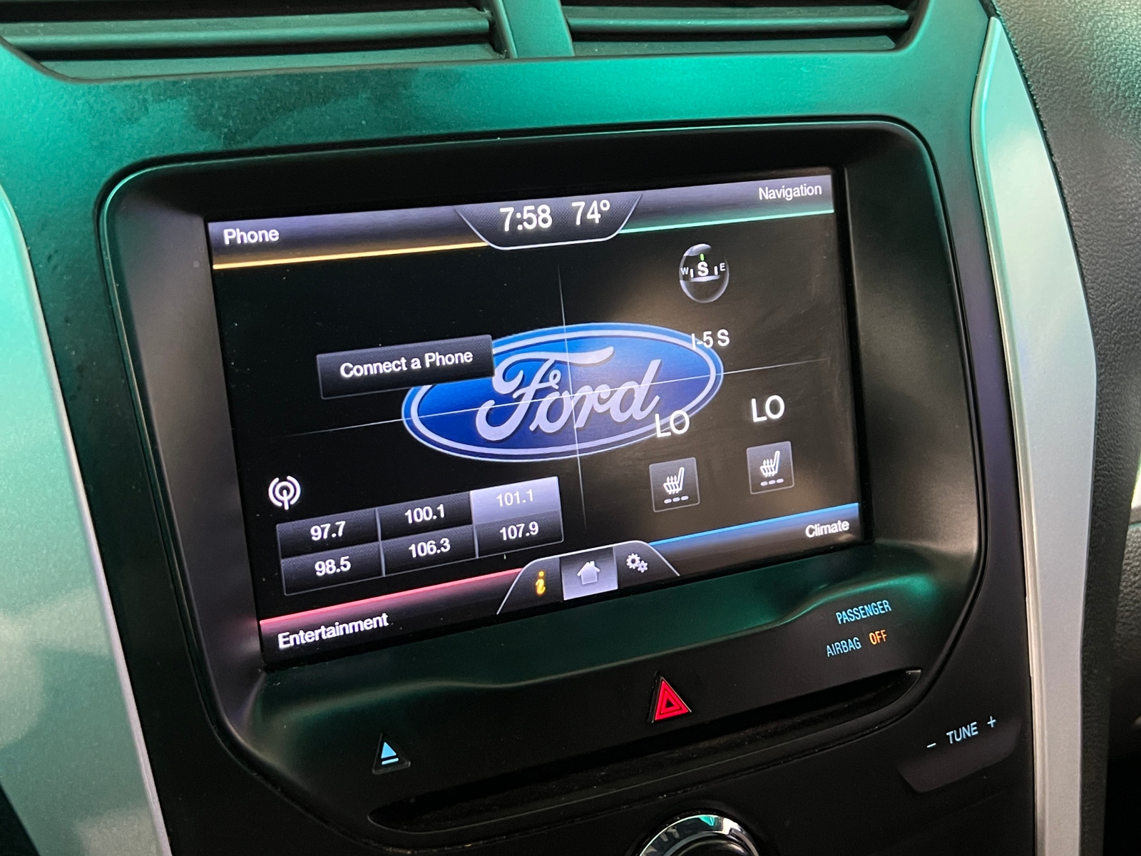 Thumbnail: 2014 Ford Explorer - 4