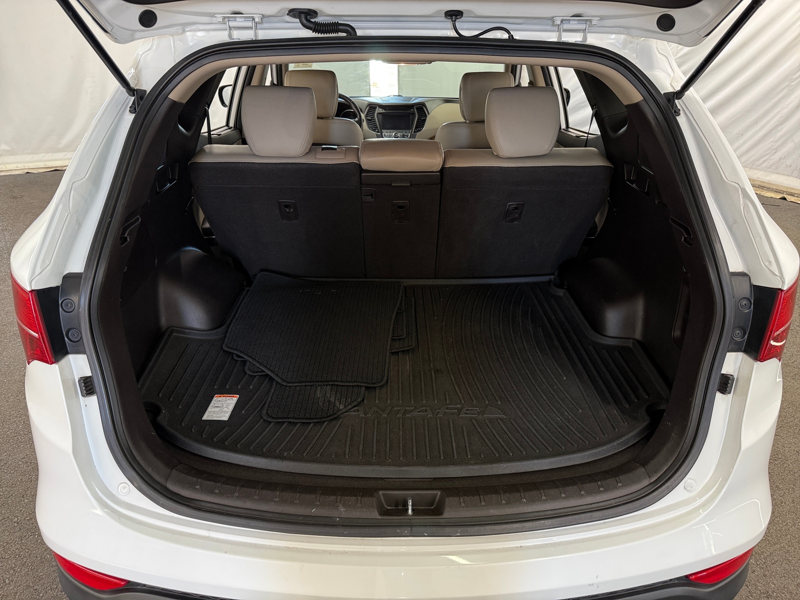 Thumbnail: 2014 Hyundai Santa Fe - 6