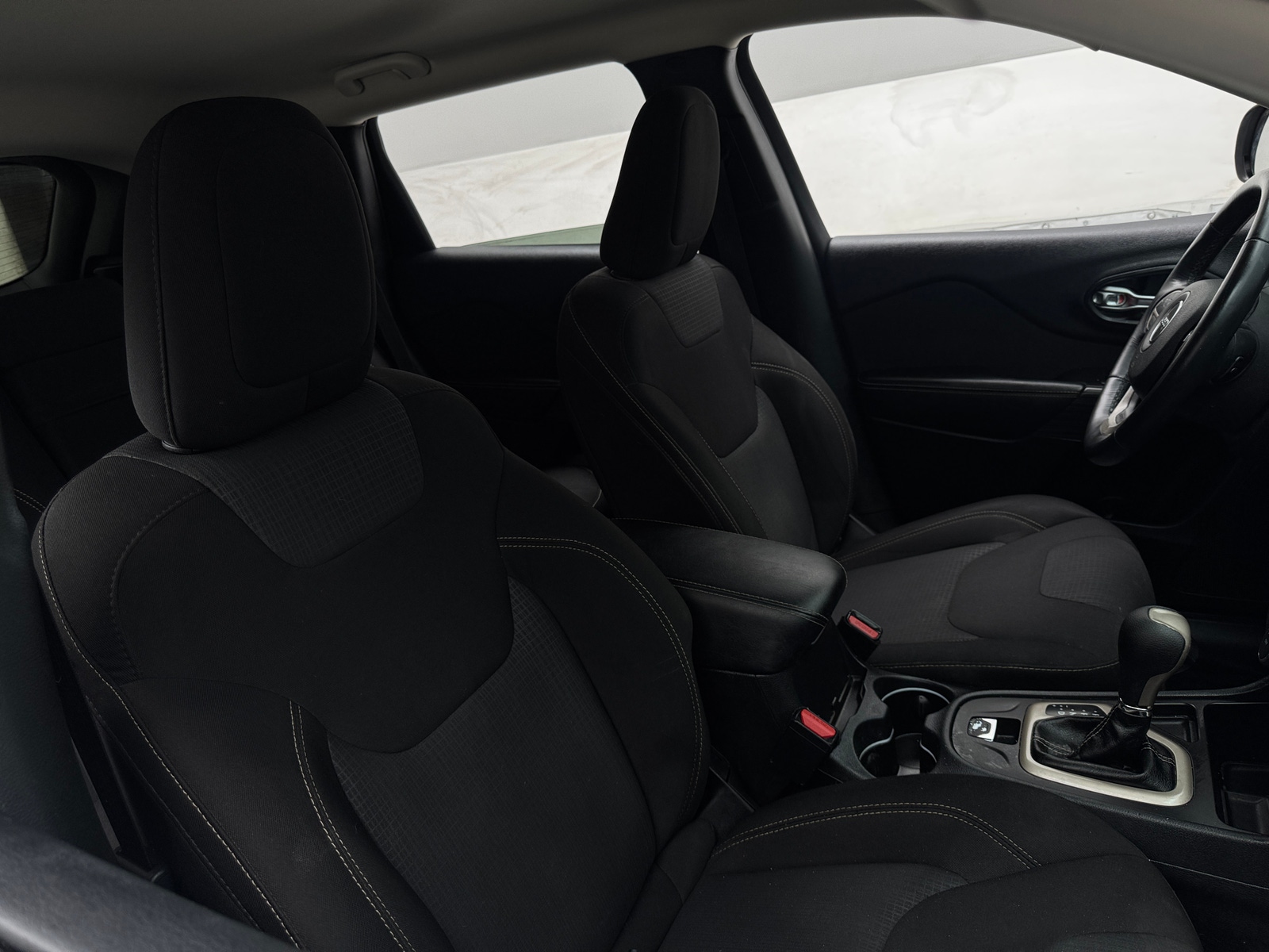 Thumbnail: 2016 Jeep Cherokee - 2