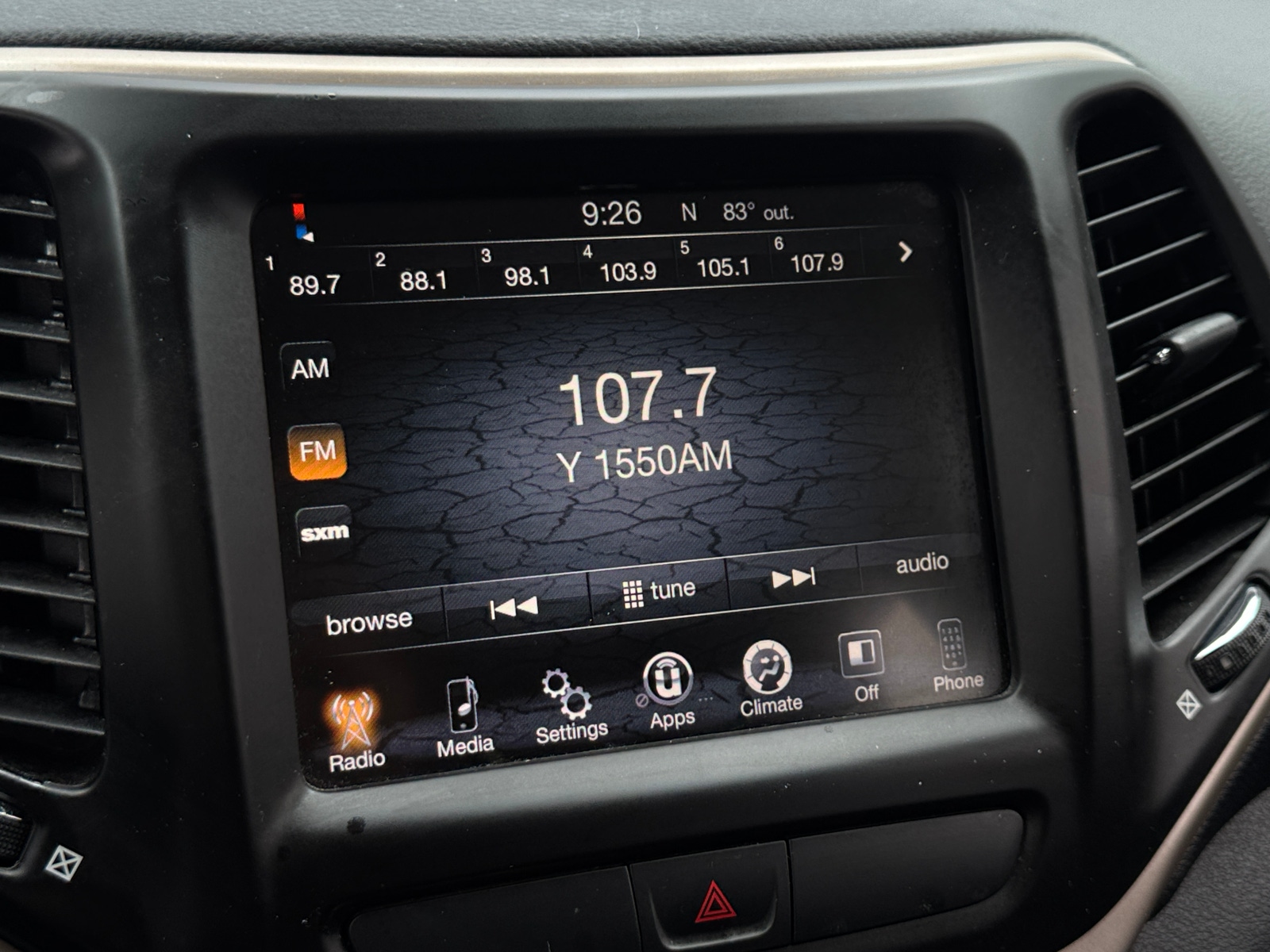 Thumbnail: 2016 Jeep Cherokee - 4
