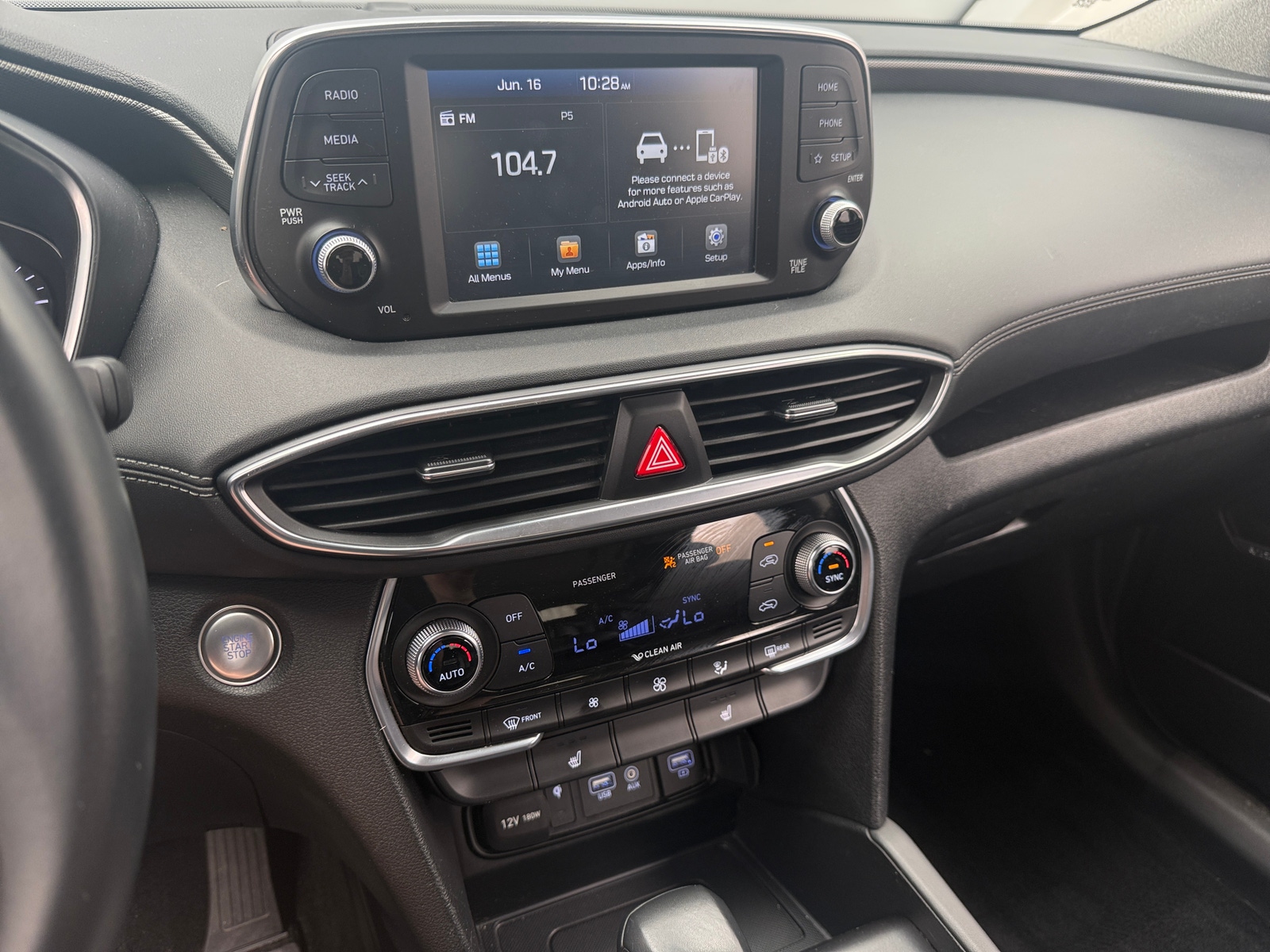 Thumbnail: 2020 Hyundai Santa Fe - 3