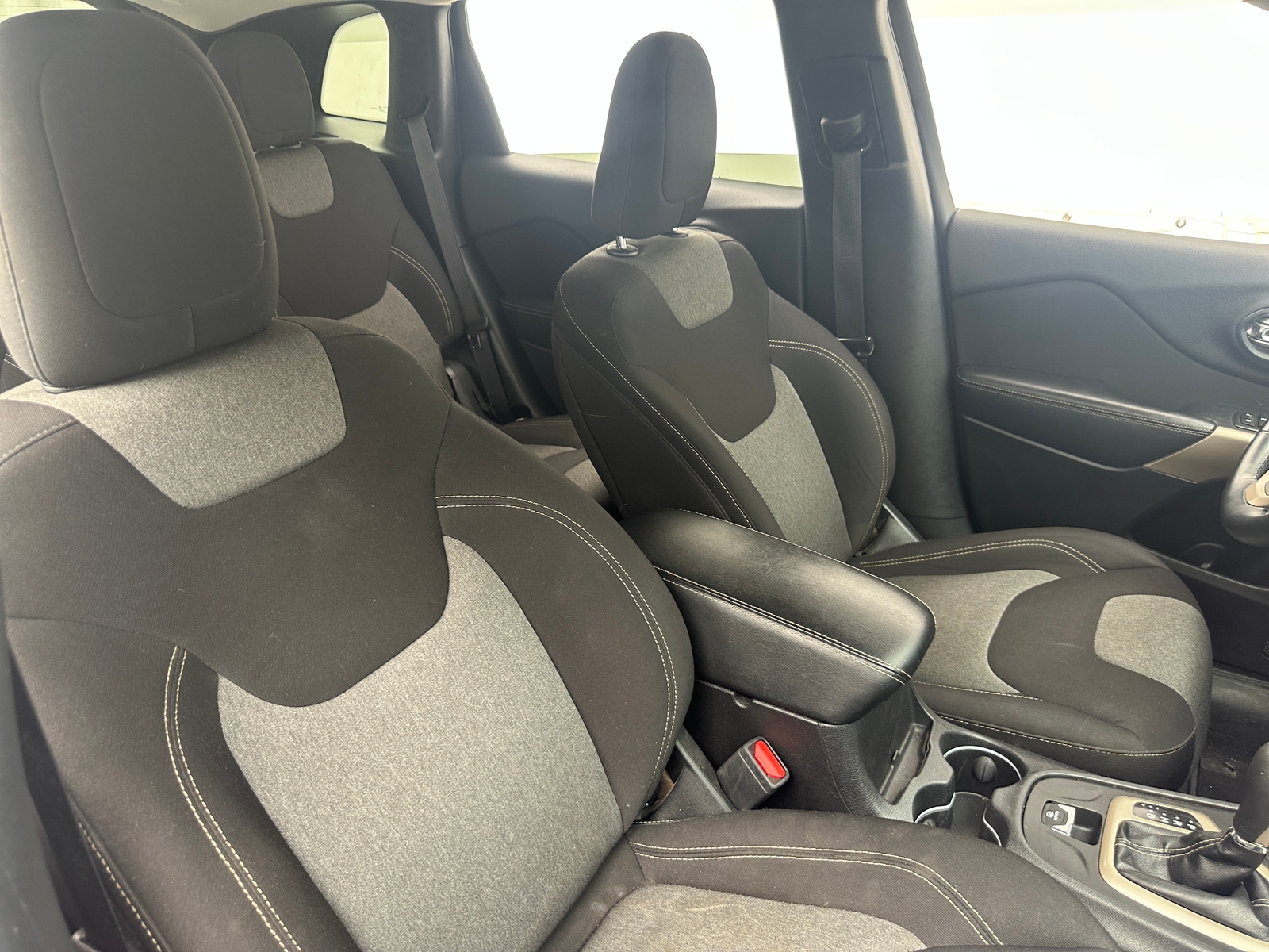 Thumbnail: 2018 Jeep Cherokee - 2