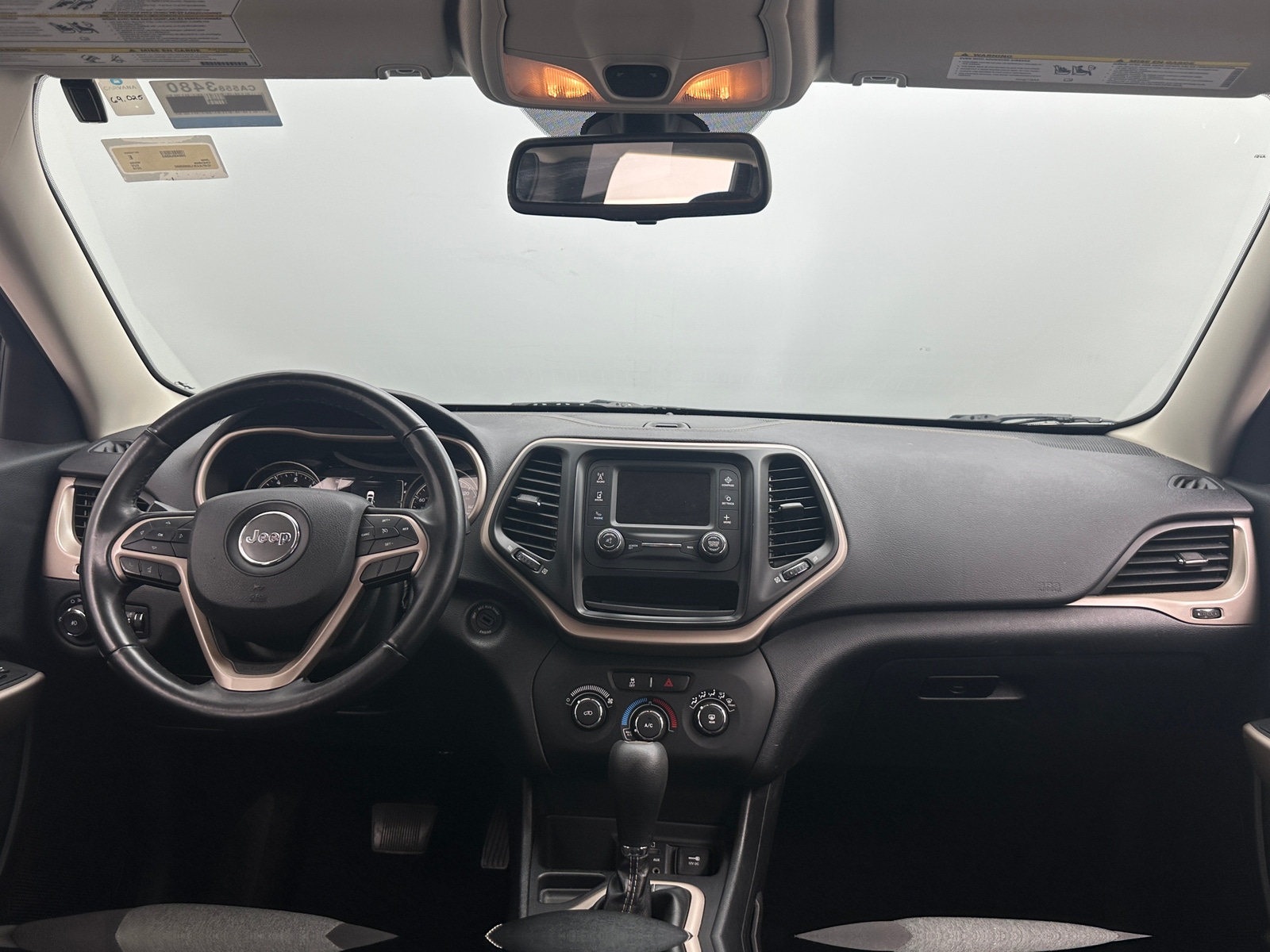 Thumbnail: 2018 Jeep Cherokee - 3