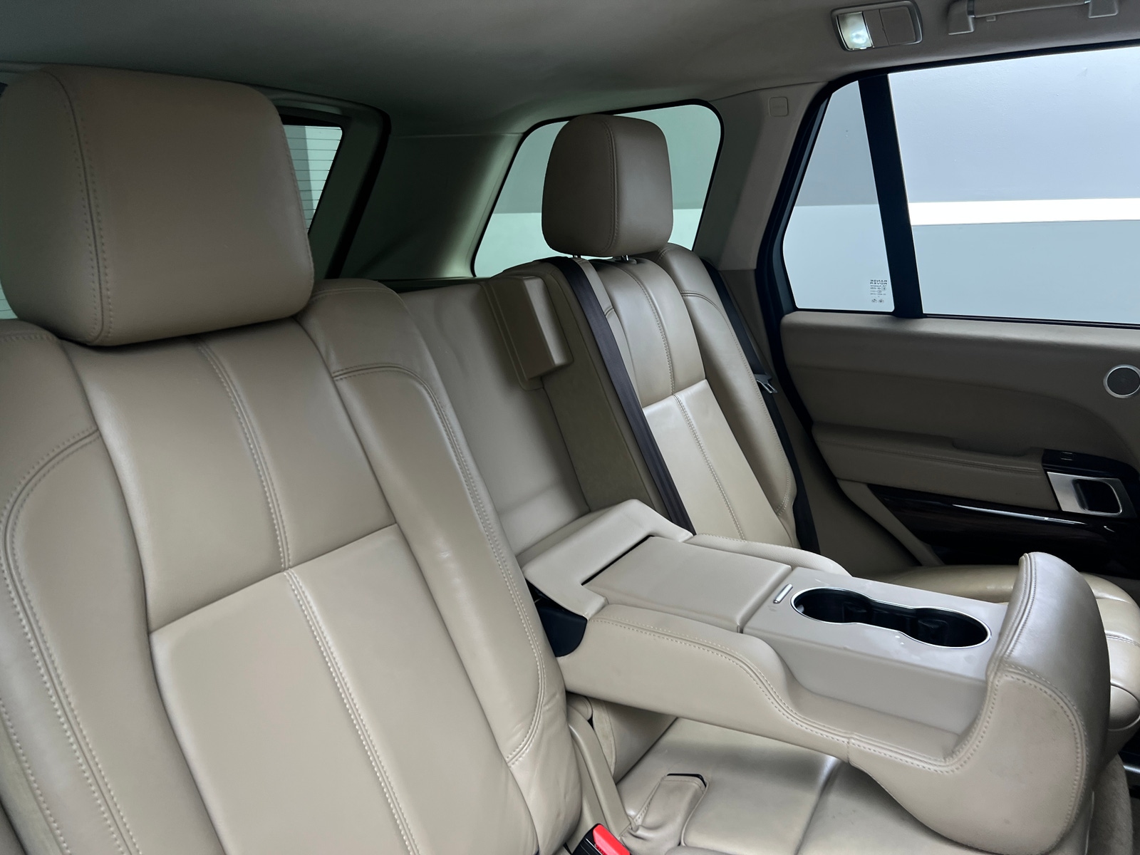 Thumbnail: 2017 Land Rover Range Rover - 5