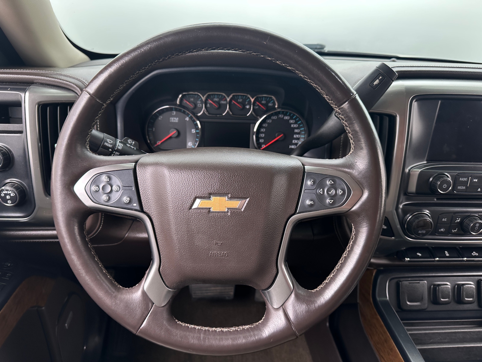 Thumbnail: 2015 Chevrolet Silverado 1500 - 4
