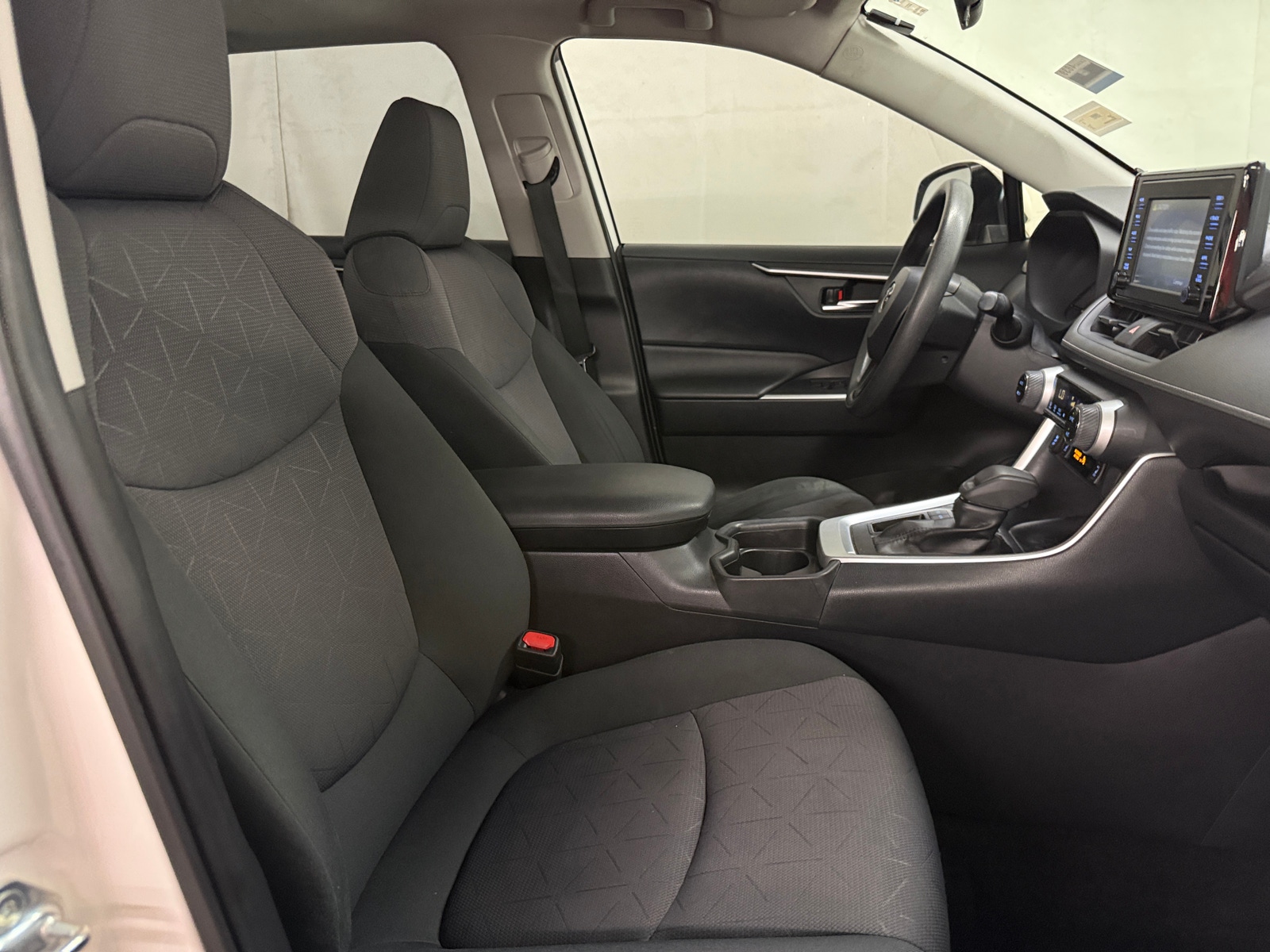 Thumbnail: 2019 Toyota RAV4 - 2