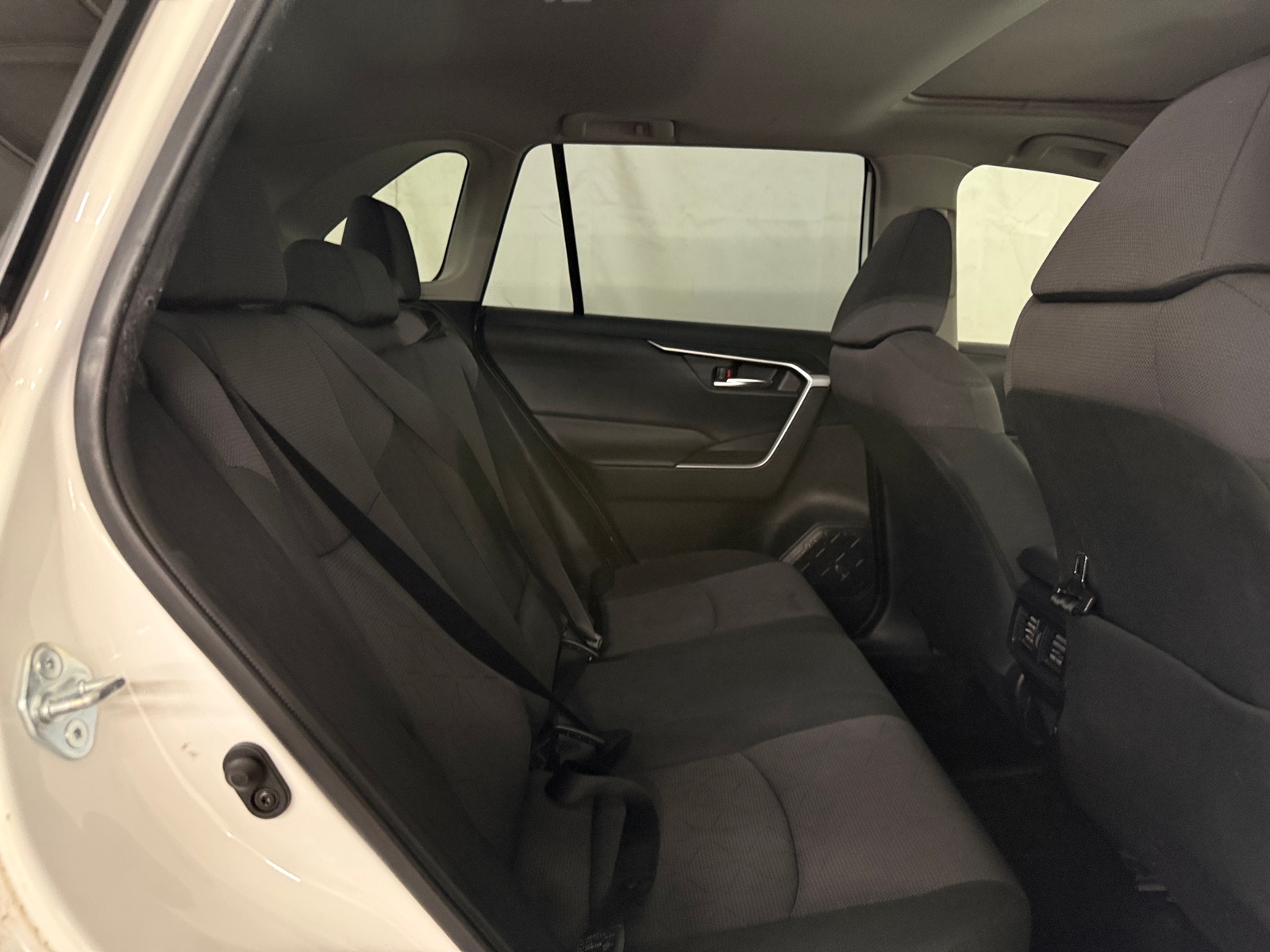 Thumbnail: 2019 Toyota RAV4 - 6