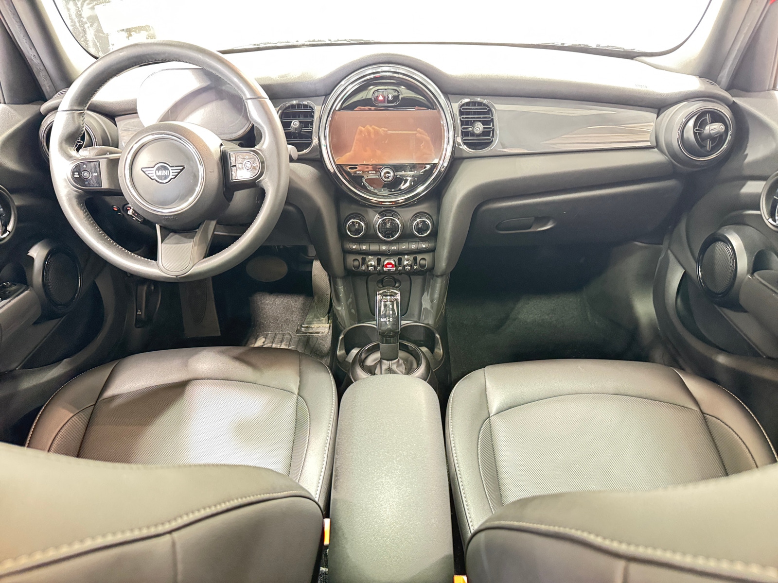 Thumbnail: 2022 MINI Cooper Hardtop - 2