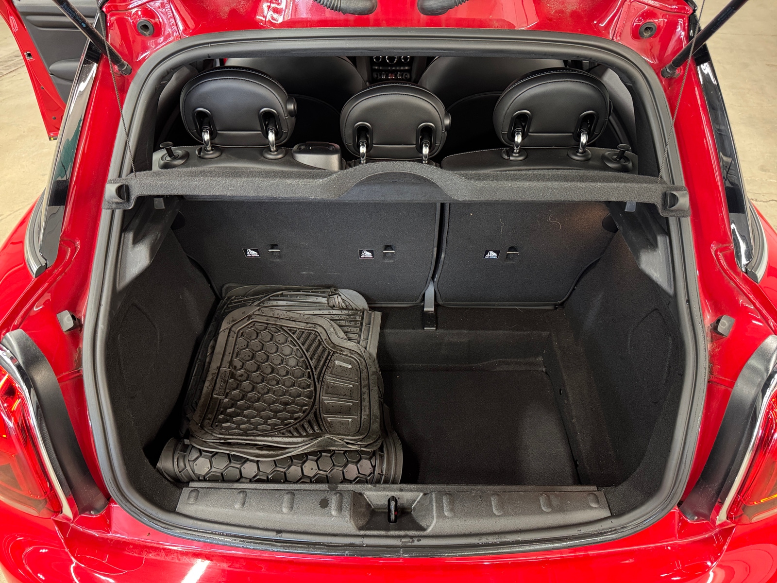 Thumbnail: 2022 MINI Cooper Hardtop - 6