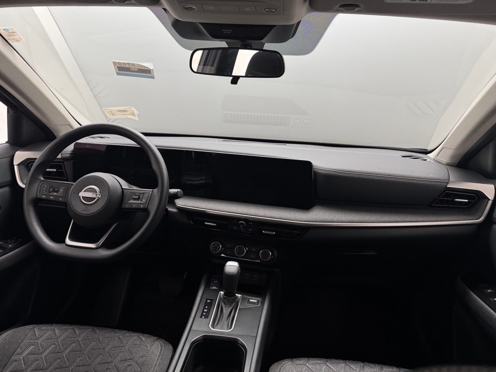 Thumbnail: 2025 Nissan Kicks - 3