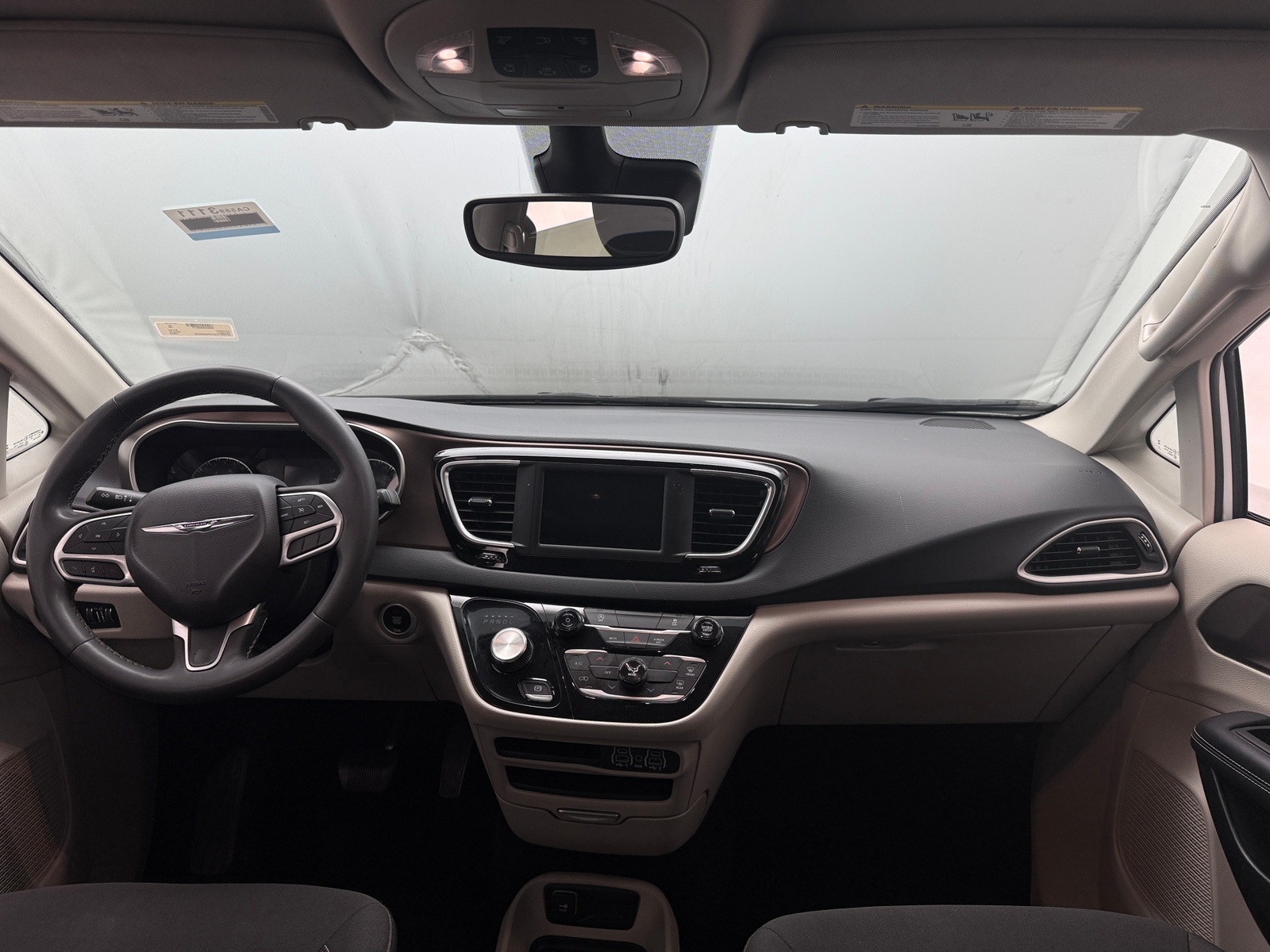 Thumbnail: 2023 Chrysler Voyager - 3
