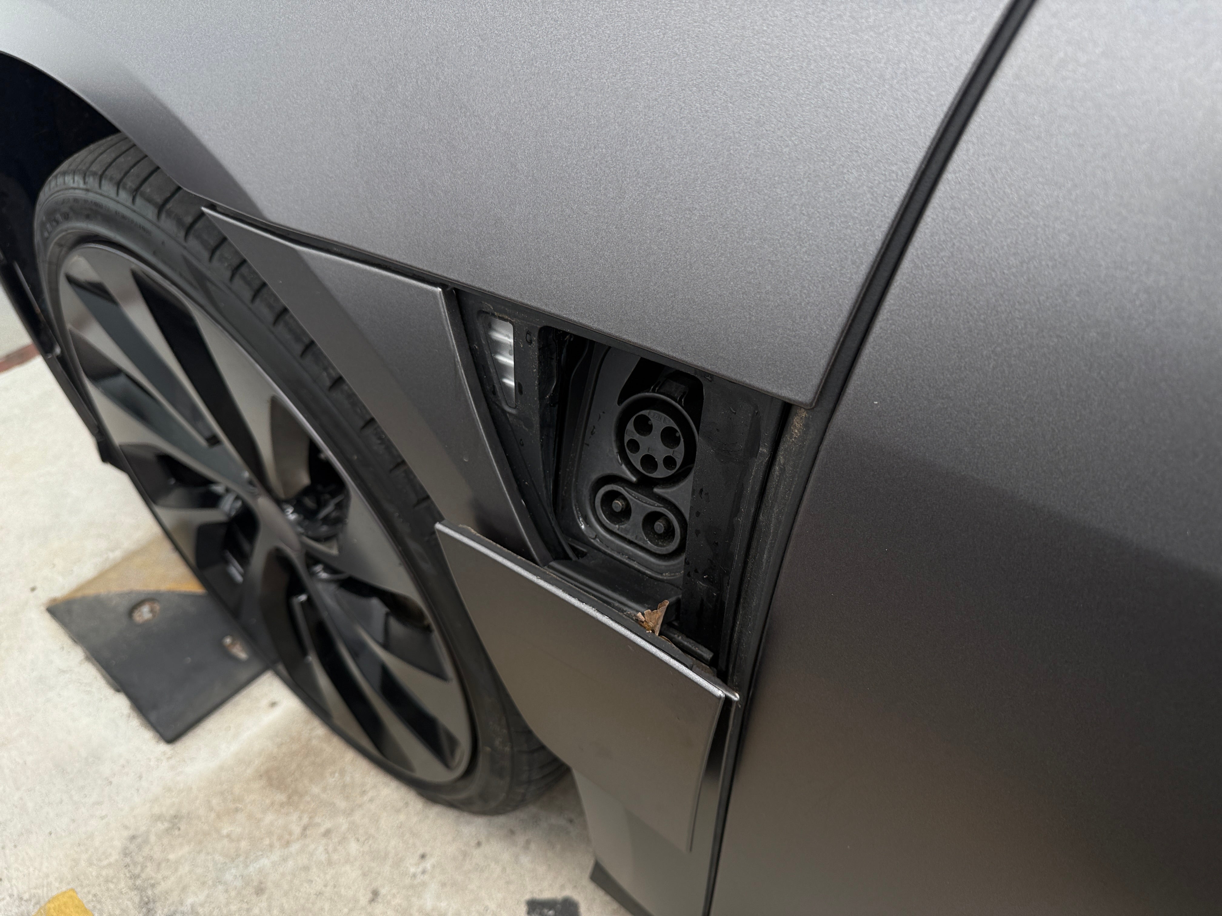 Used 2022 Lucid Air Grand Touring with VIN 50EA1GBA9NA005338 for sale in Auburn, WA