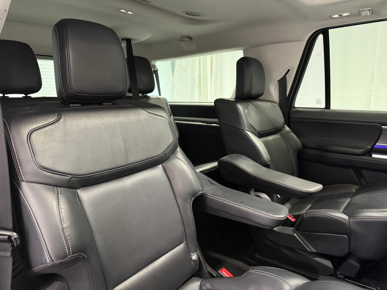 Thumbnail: 2025 Ford Expedition MAX - 5