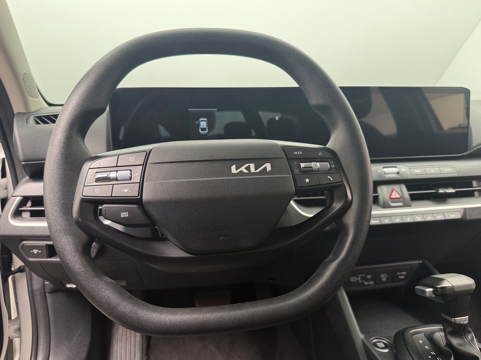 Thumbnail: 2025 Kia K4 - 5