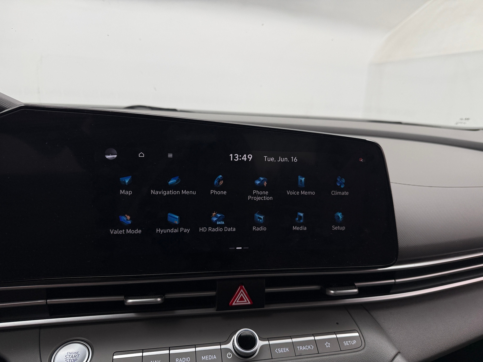 Thumbnail: 2023 Hyundai Elantra - 4