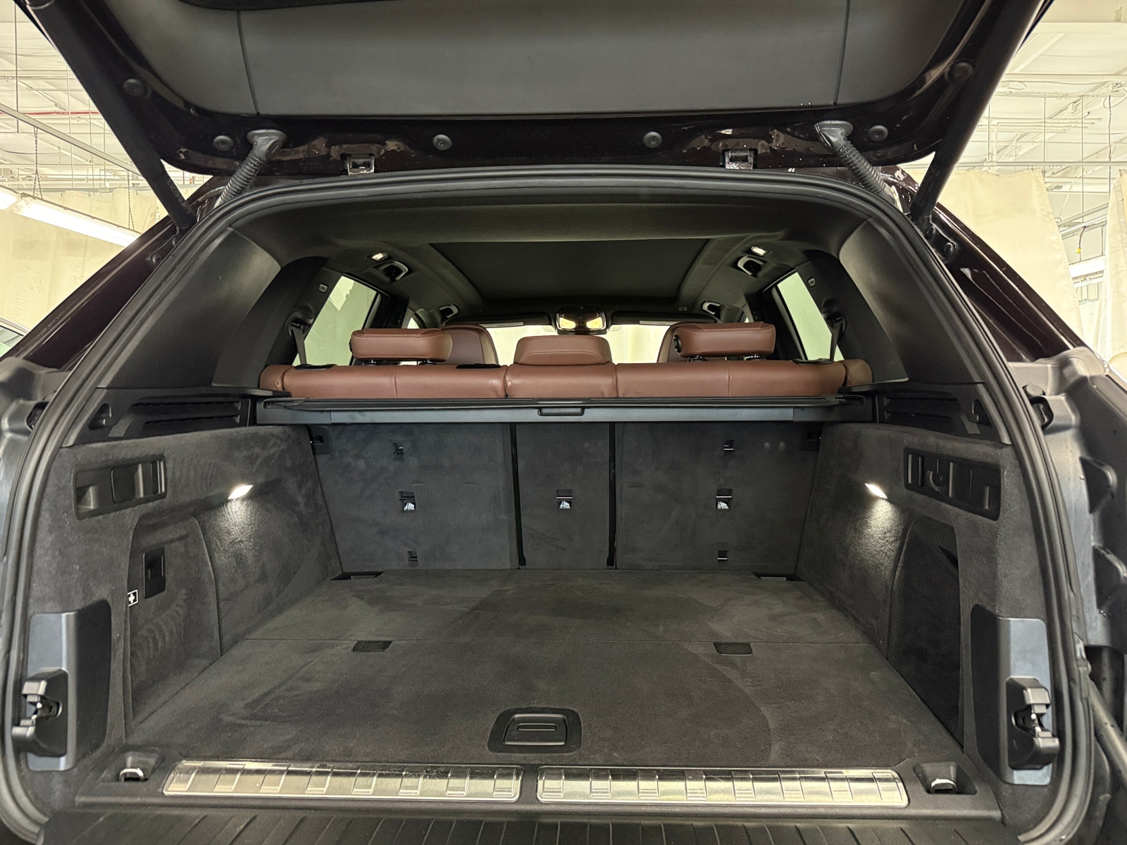 Thumbnail: 2021 BMW X5 - 6
