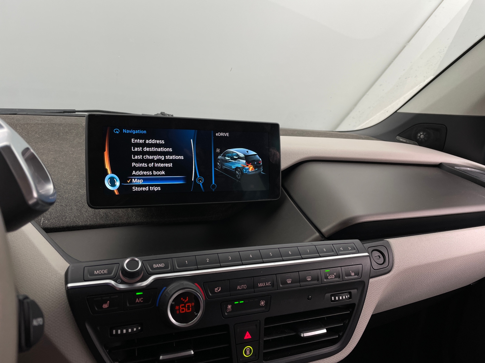 Thumbnail: 2015 BMW i3 - 3