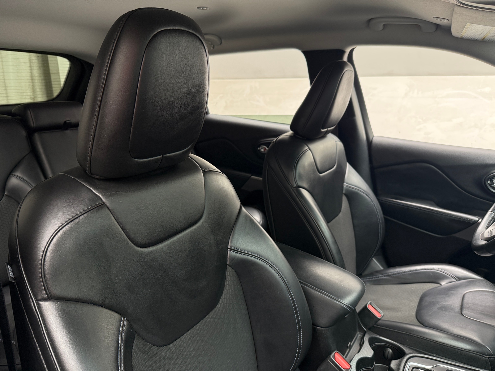 Thumbnail: 2020 Jeep Cherokee - 2