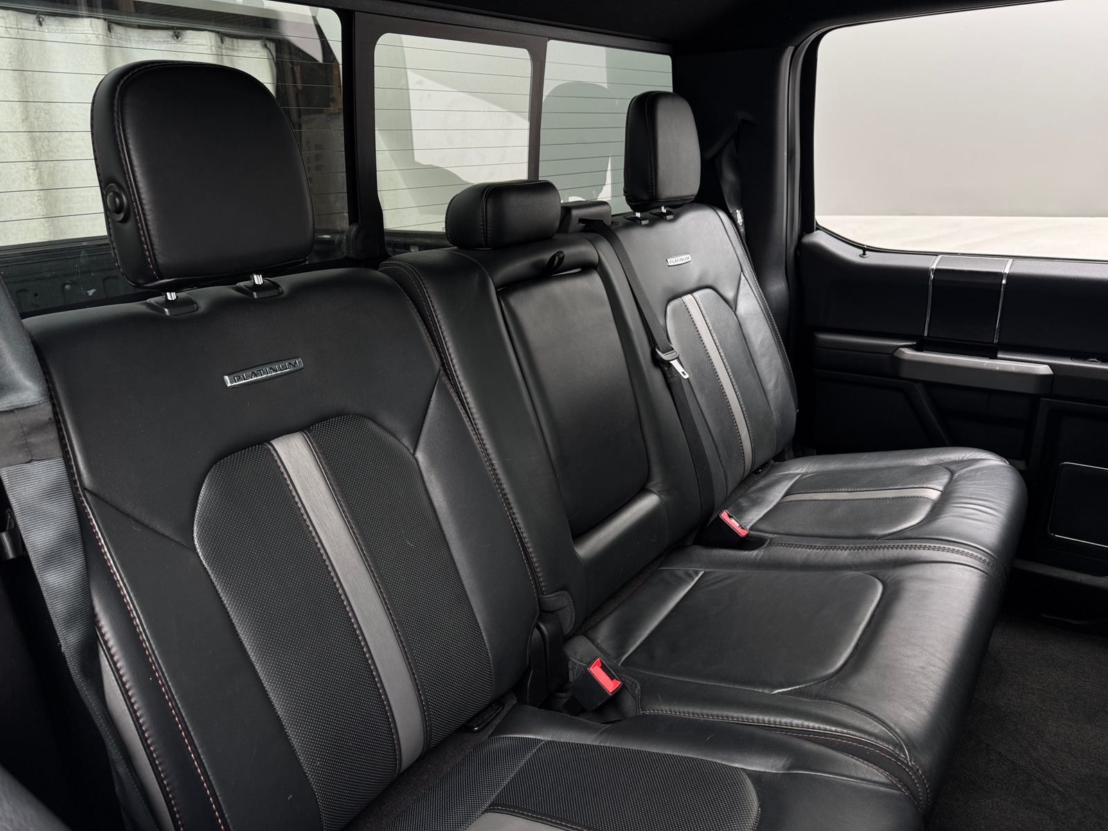 Thumbnail: 2019 Ford Econoline - 5