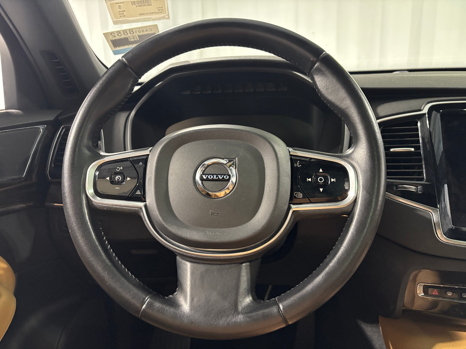Thumbnail: 2018 Volvo XC90 - 4