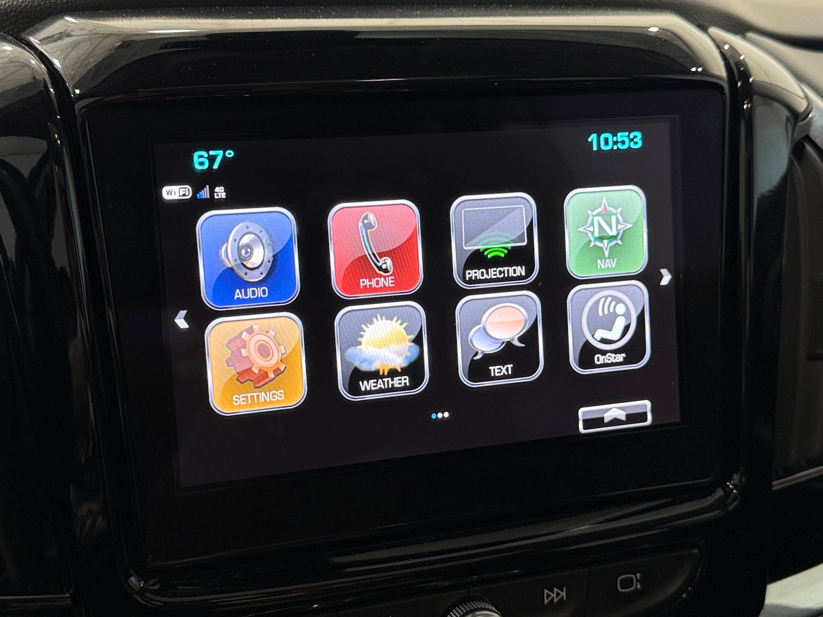 Thumbnail: 2018 Chevrolet Traverse - 3