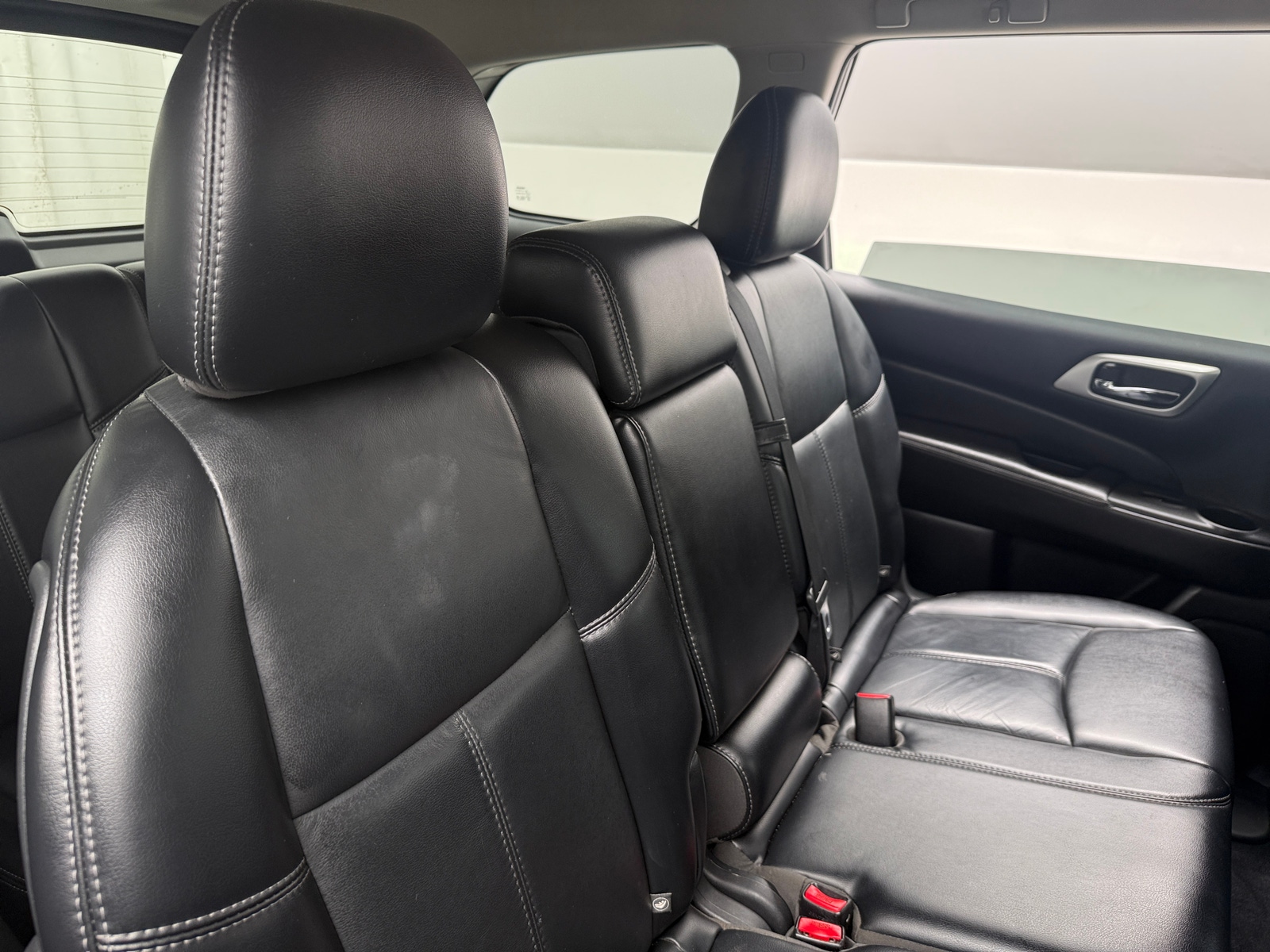Thumbnail: 2017 Nissan Pathfinder - 5