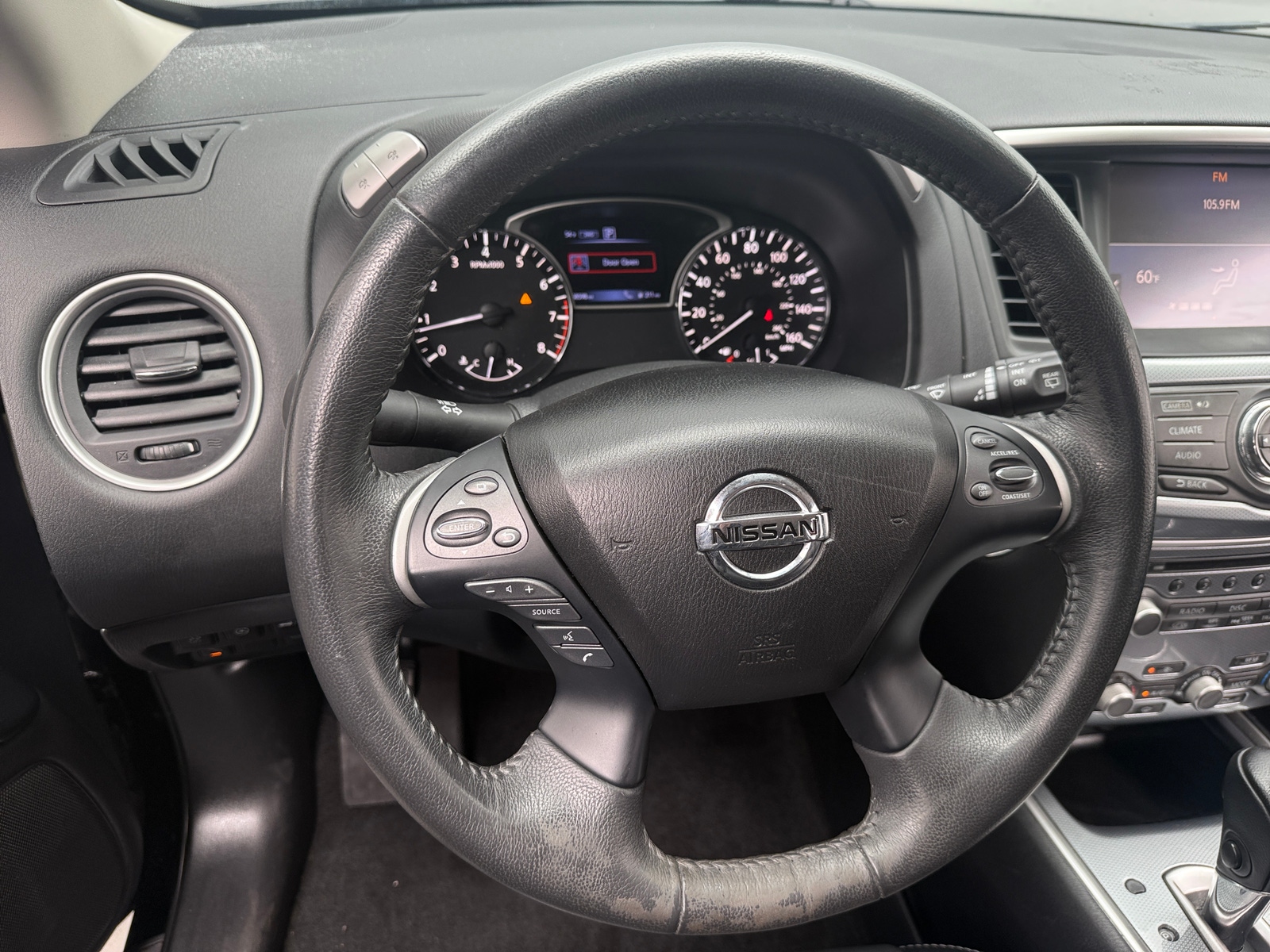 Thumbnail: 2017 Nissan Pathfinder - 4
