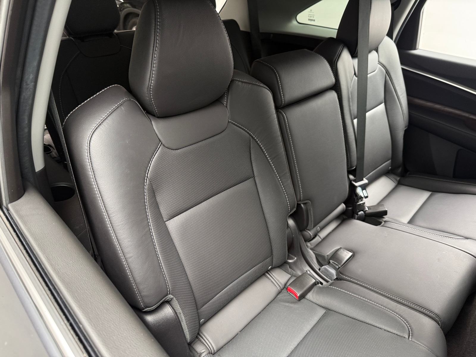 Thumbnail: 2020 Acura MDX - 5