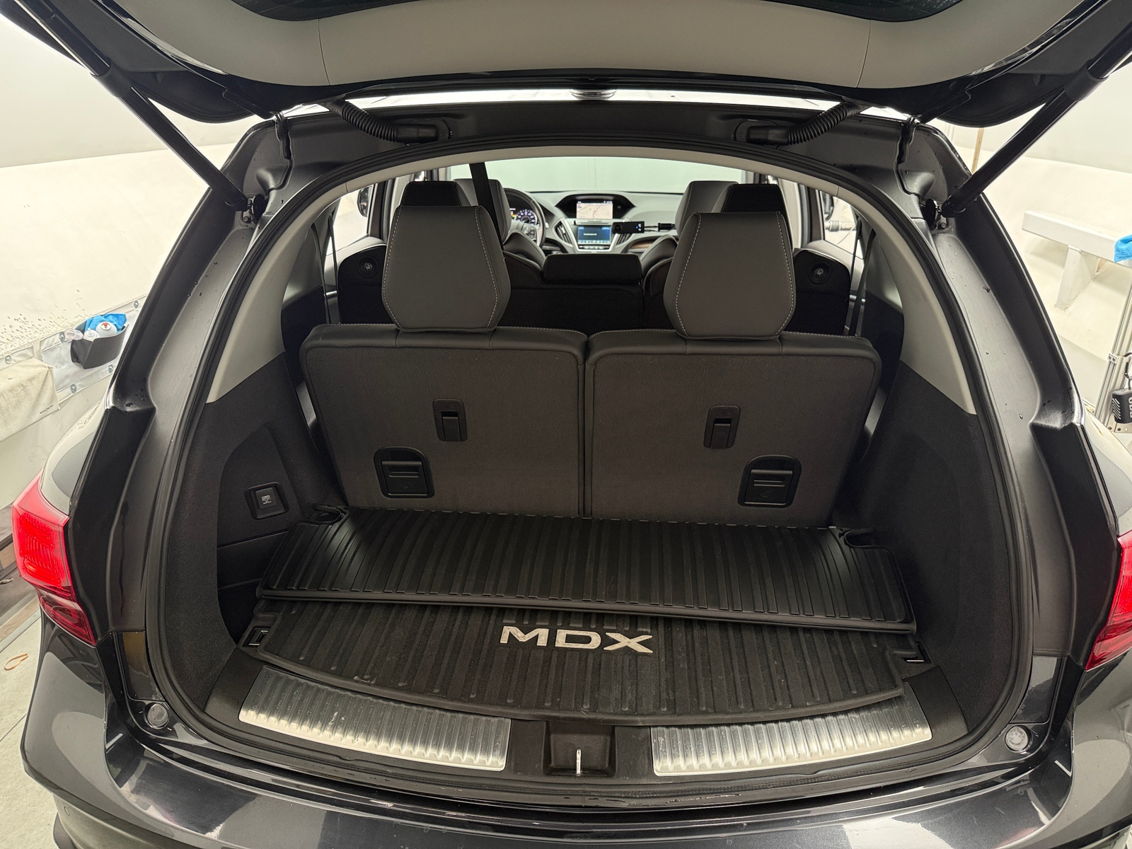Thumbnail: 2020 Acura MDX - 6