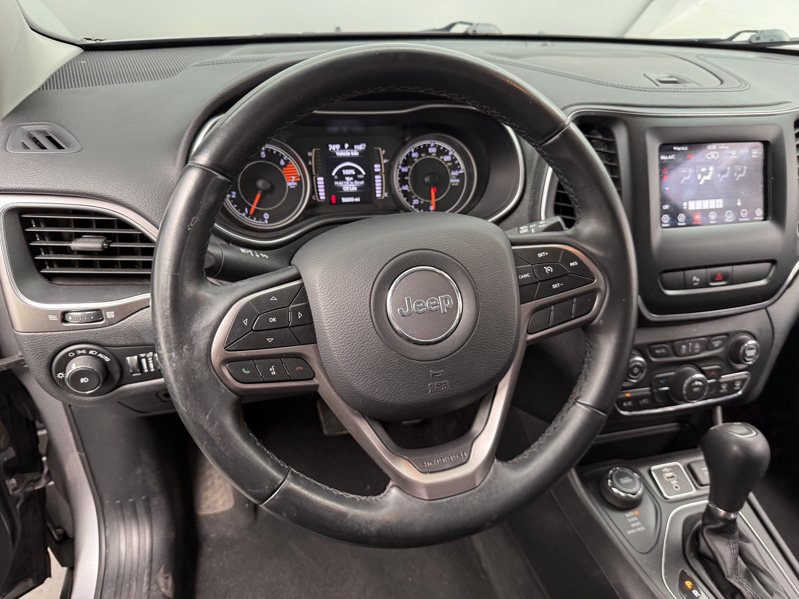 Thumbnail: 2019 Jeep Cherokee - 5
