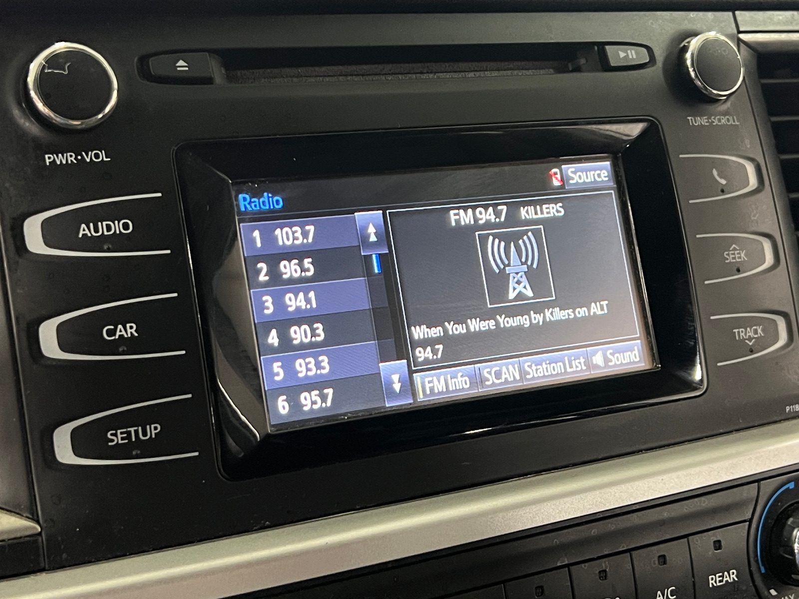 Thumbnail: 2019 Toyota Highlander - 4
