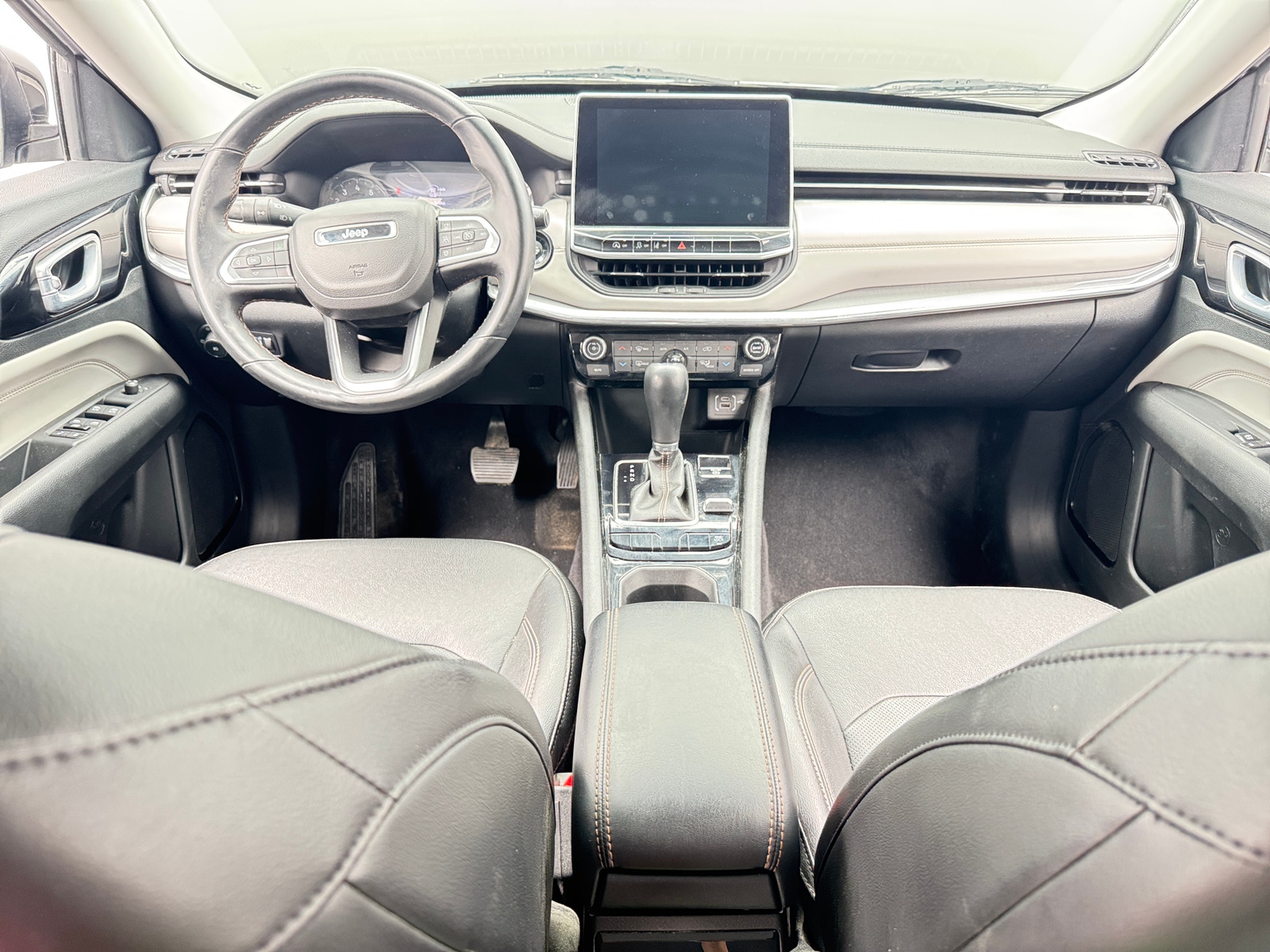 Thumbnail: 2022 Jeep Compass - 2