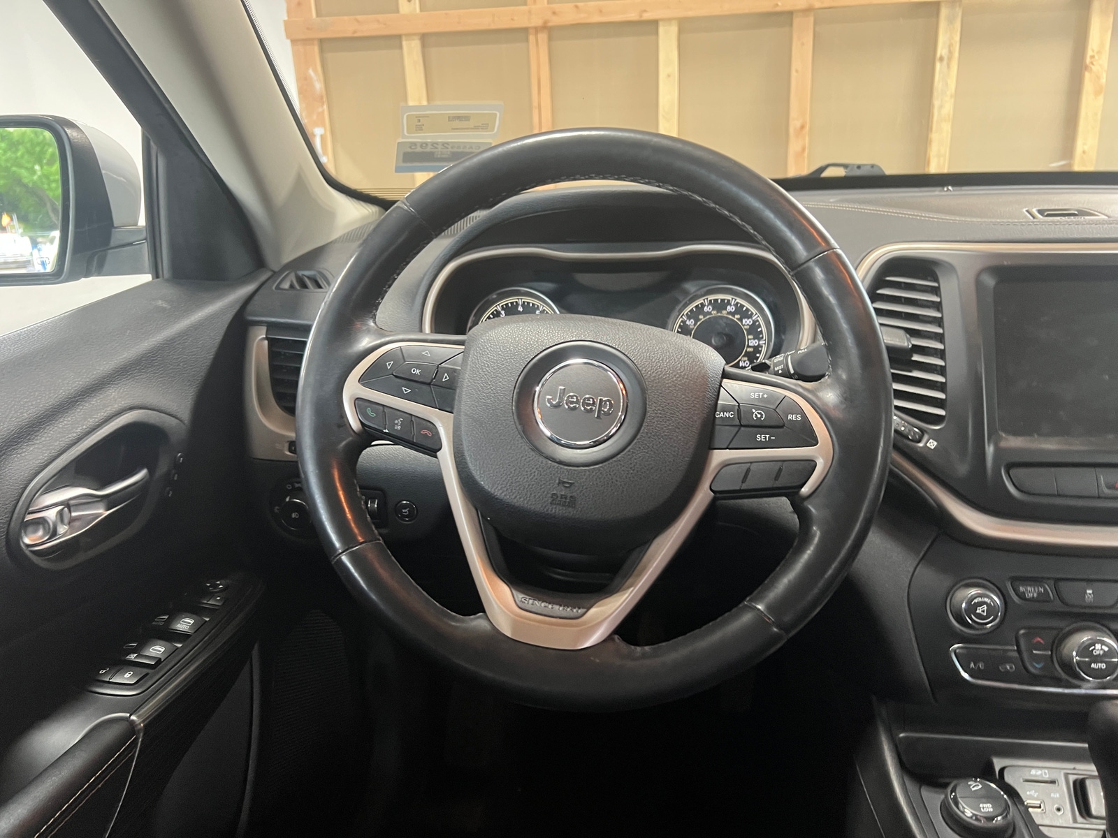 Thumbnail: 2014 Jeep Cherokee - 4