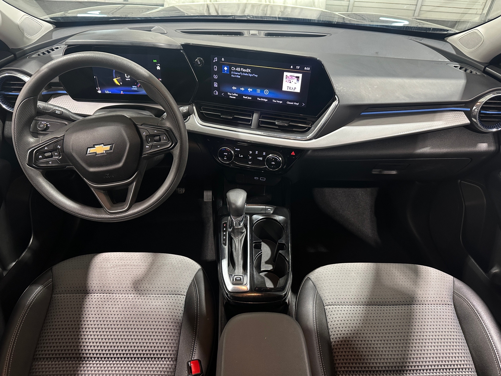Thumbnail: 2025 Chevrolet Trax - 3